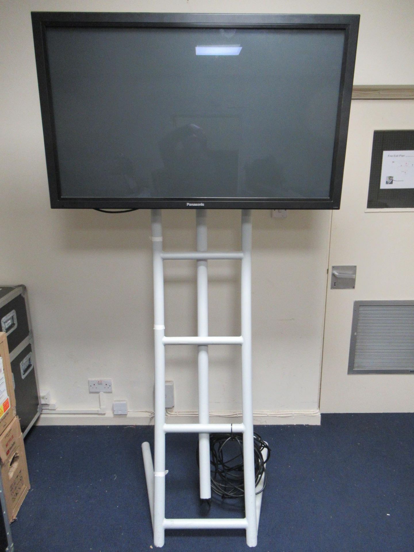 Panasonic TH-50PF30 50" 50-inch full high definition plasma display