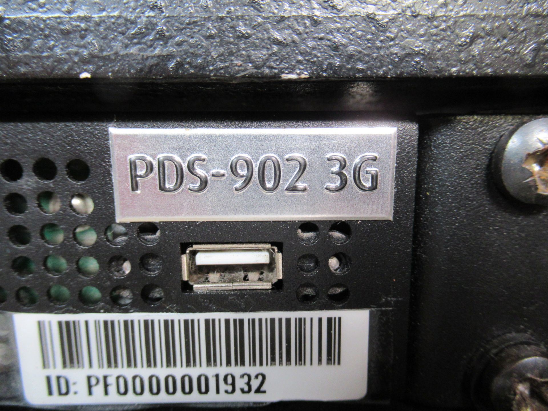Barco PDS-902 3G DVI video switcher - Image 6 of 10
