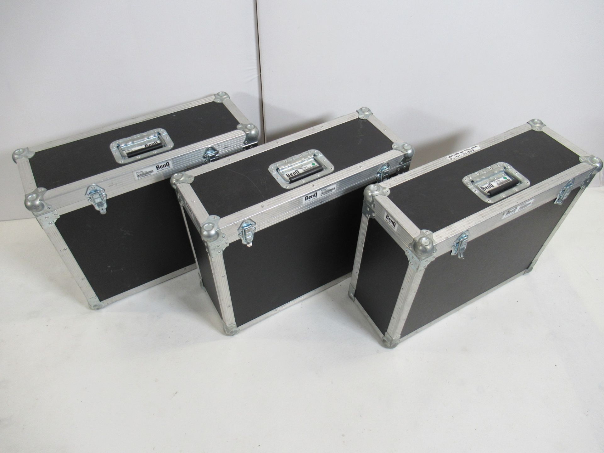 (3) BenQ GL2480 24" 1080 LED Monitors - Image 11 of 12