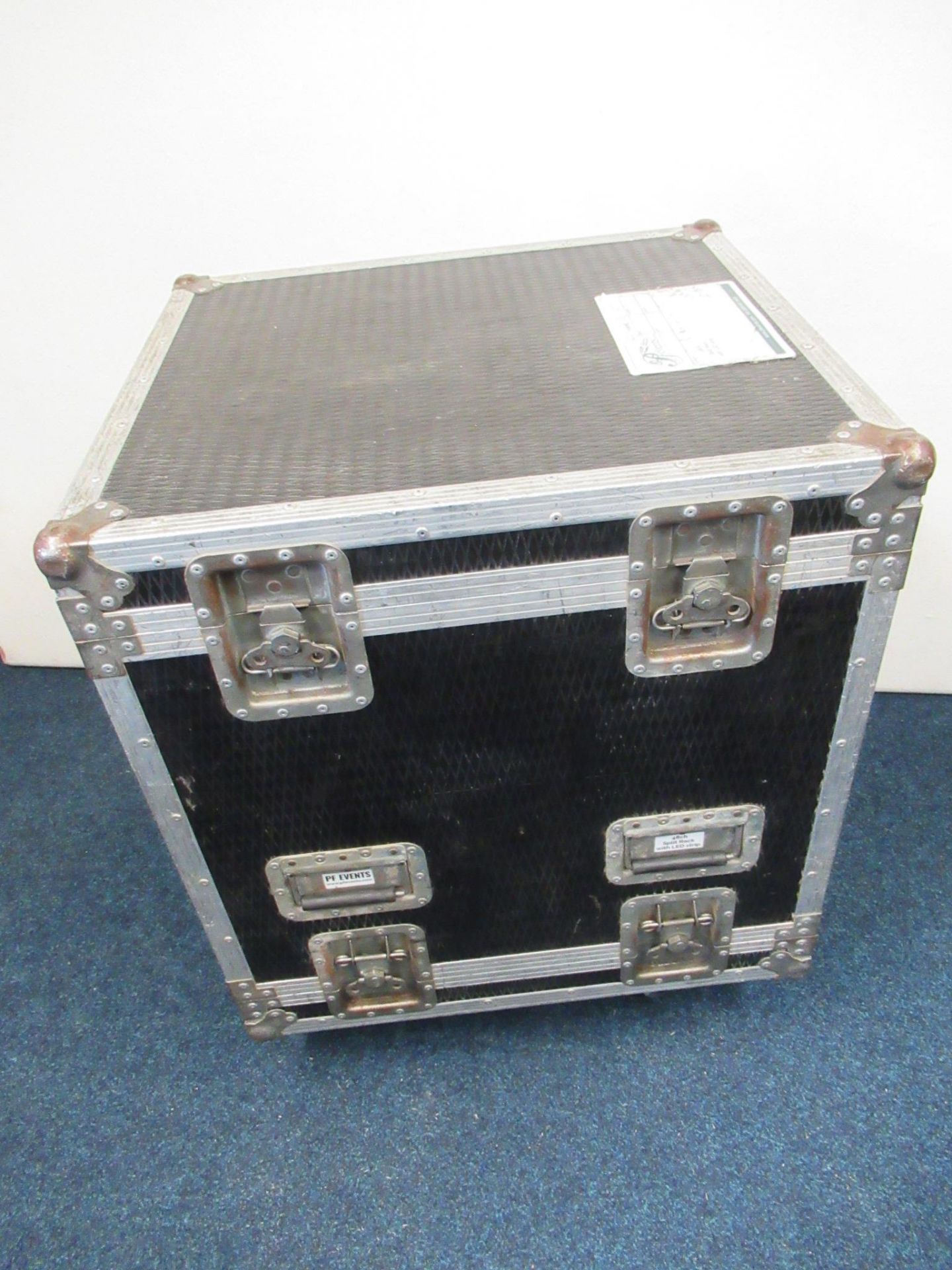 VEAM Passive Split Rack - Image 10 of 23