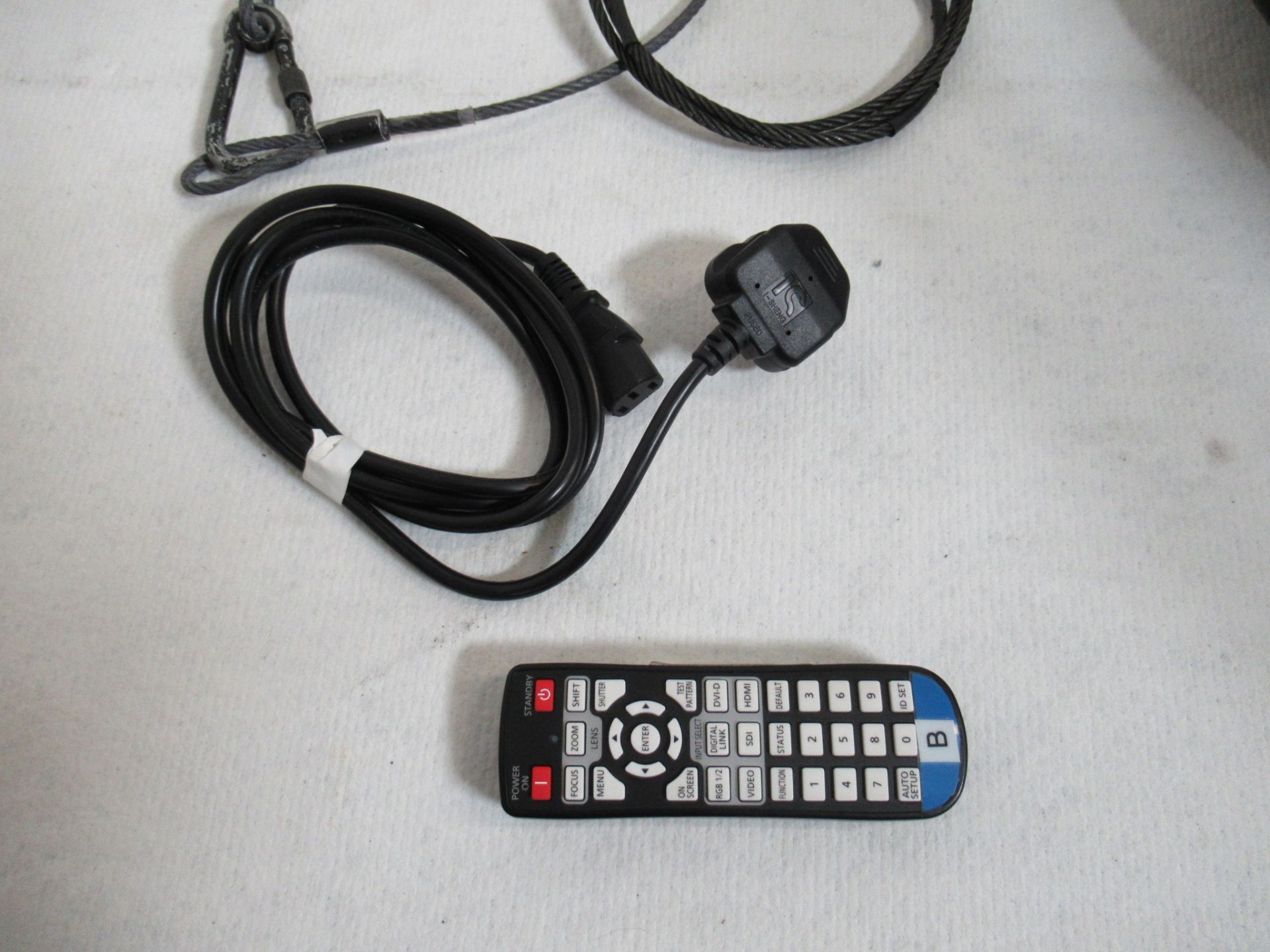 Panasonic PT-RZ770B WUXGA digital light processing projector - Image 15 of 18