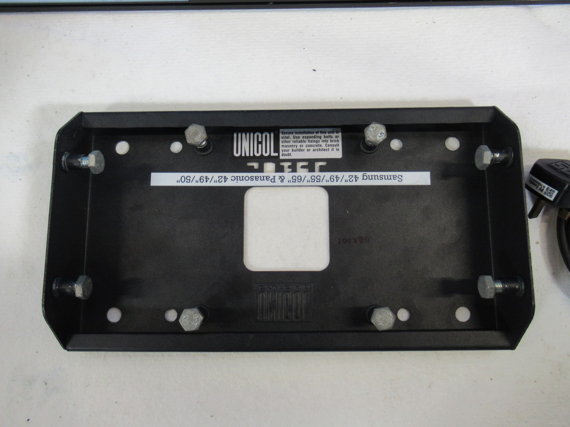 Panasonic TH-49LF8W 49" Monitor - Image 2 of 8