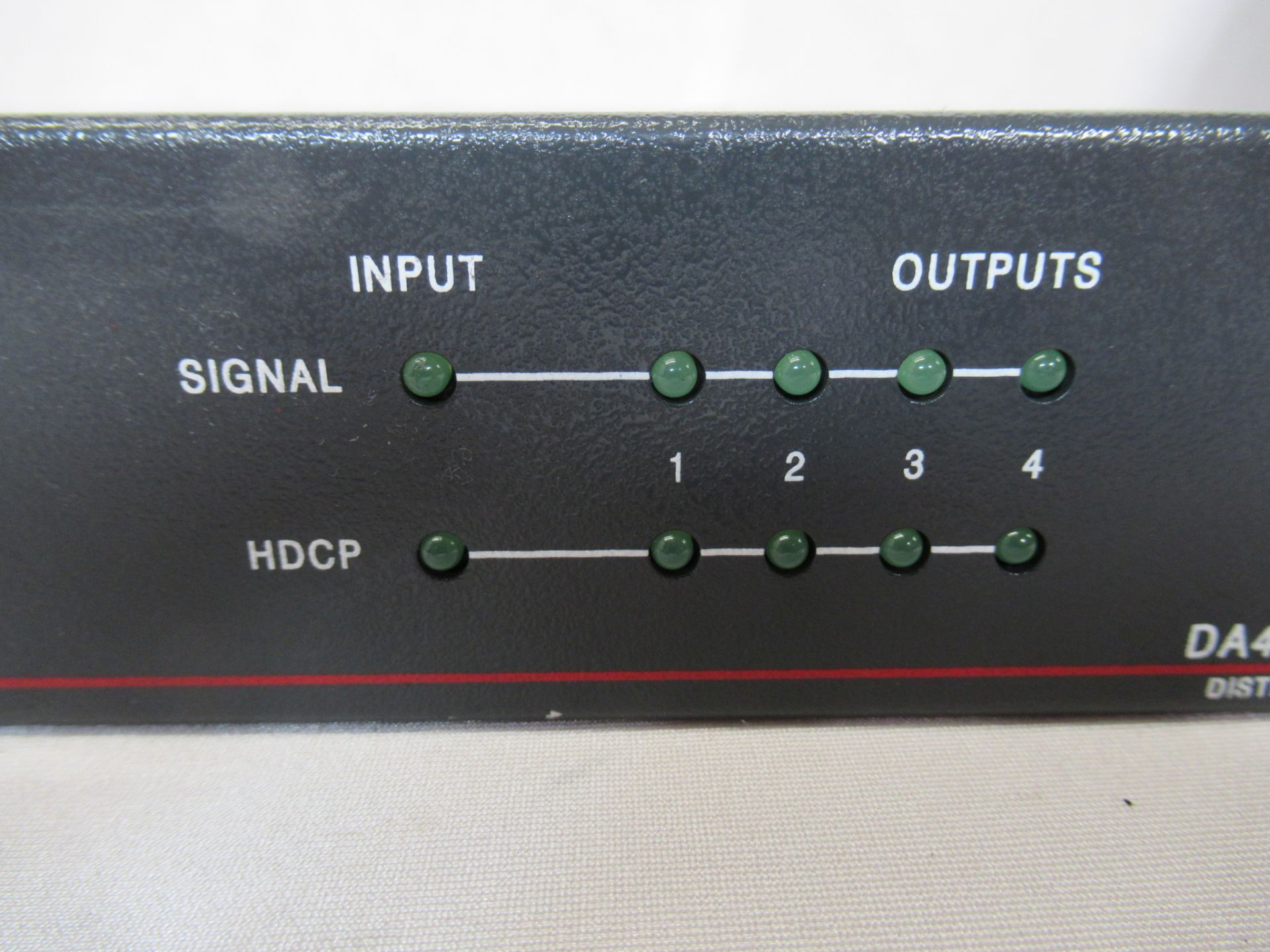 Extron DA4 HD 4K Plus 1:4 HDMI 4K distribution amplifier - Image 5 of 11