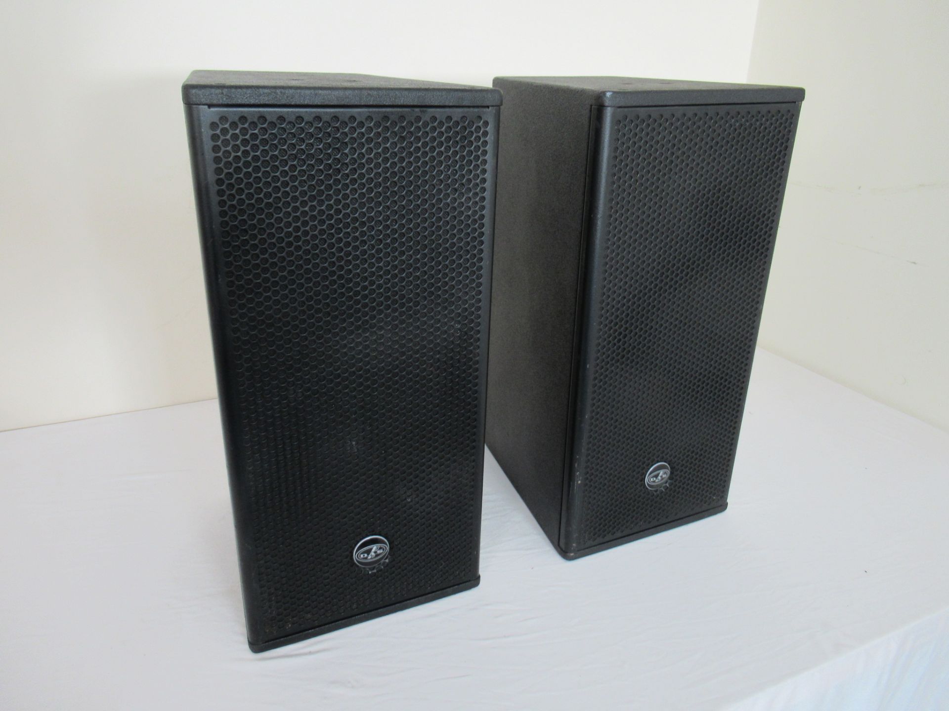 (2) DAS Audio Artec-510 Black Speakers