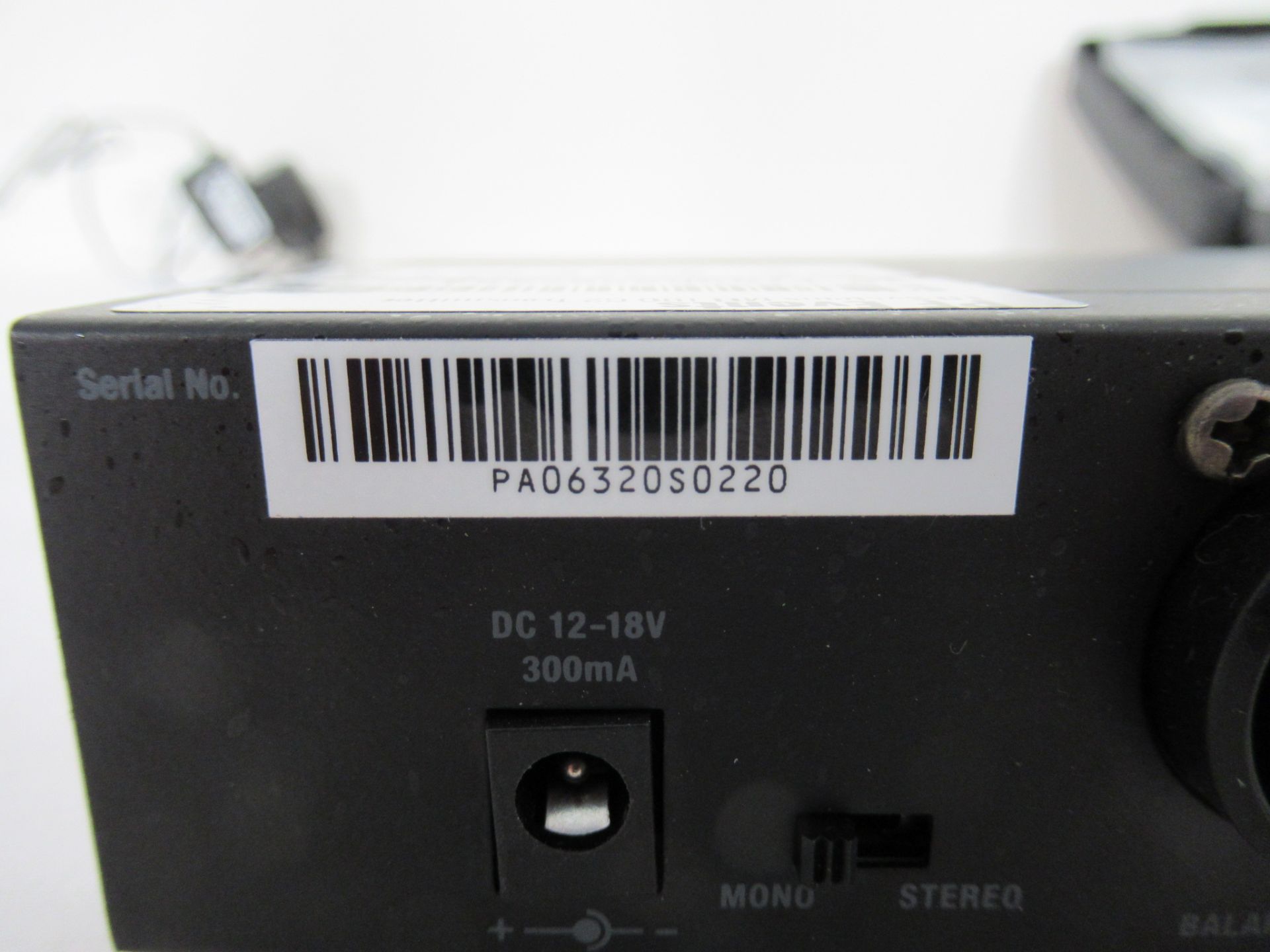 LD Systems MEI100G2 In-Ear Monitoring System - Image 8 of 14