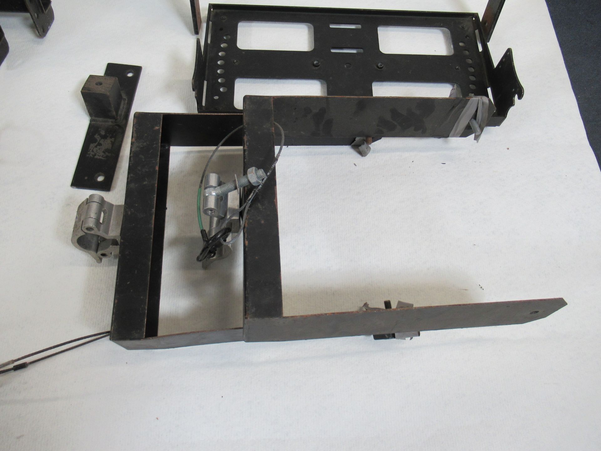 (2) D&B Flying frames - Image 10 of 14