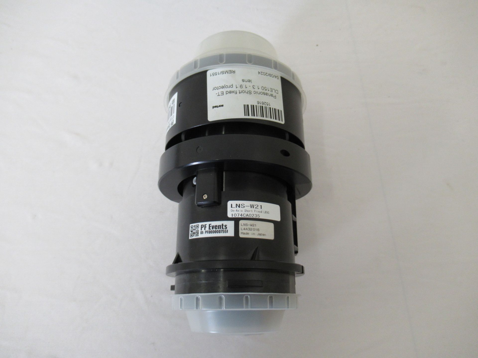 Sanyo LNS-W21 on-axis short fixed projection lens 1.3-1.9:1