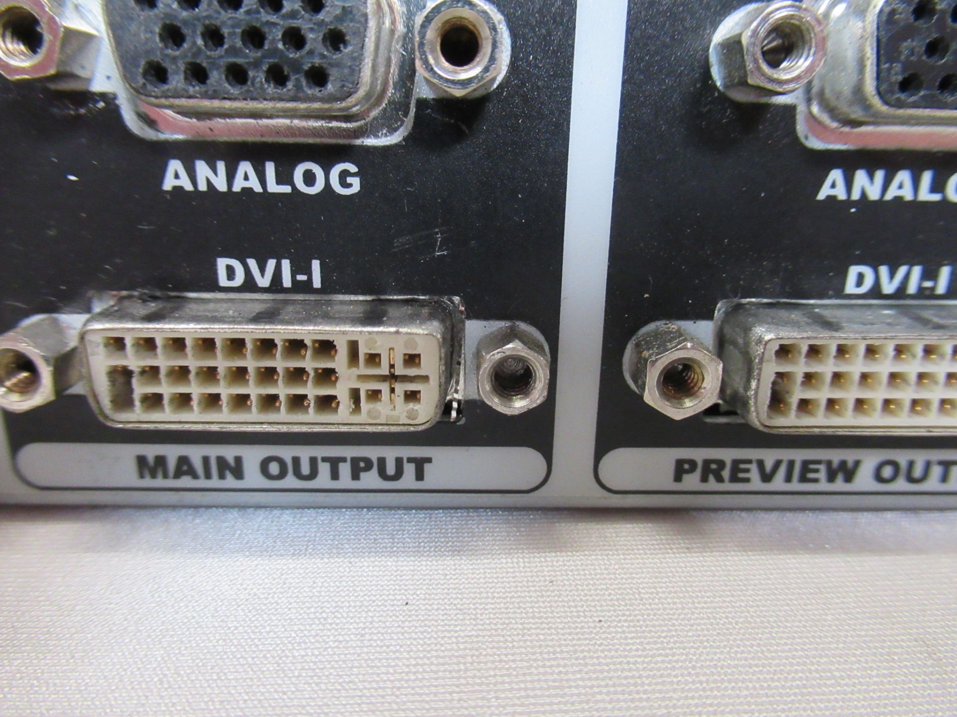Analog Way Pulse LE PLS200 Dual Scaler Mixer Switcher - Image 7 of 9