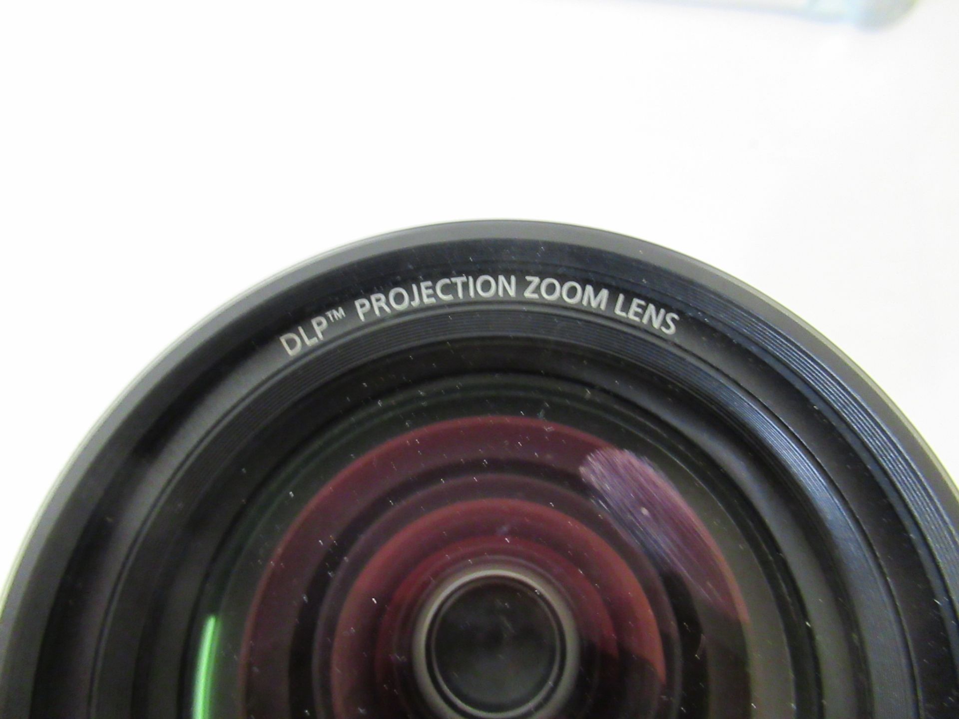 Panasonic TKGF0156-3 digital light processing projection standard zoom lens 1.7-2.4:1 - Image 6 of 13