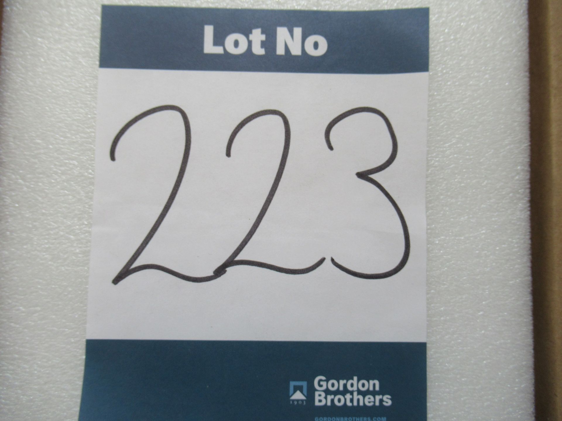 SYLVOX Partial Sun Outdoor 4K UHD 43" Smart TV - Image 9 of 9