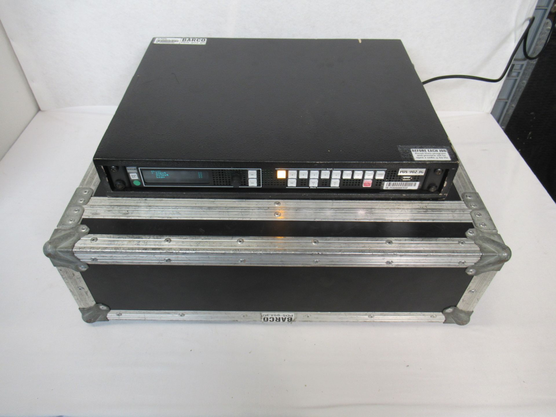 Barco PDS-902 3G DVI video switcher