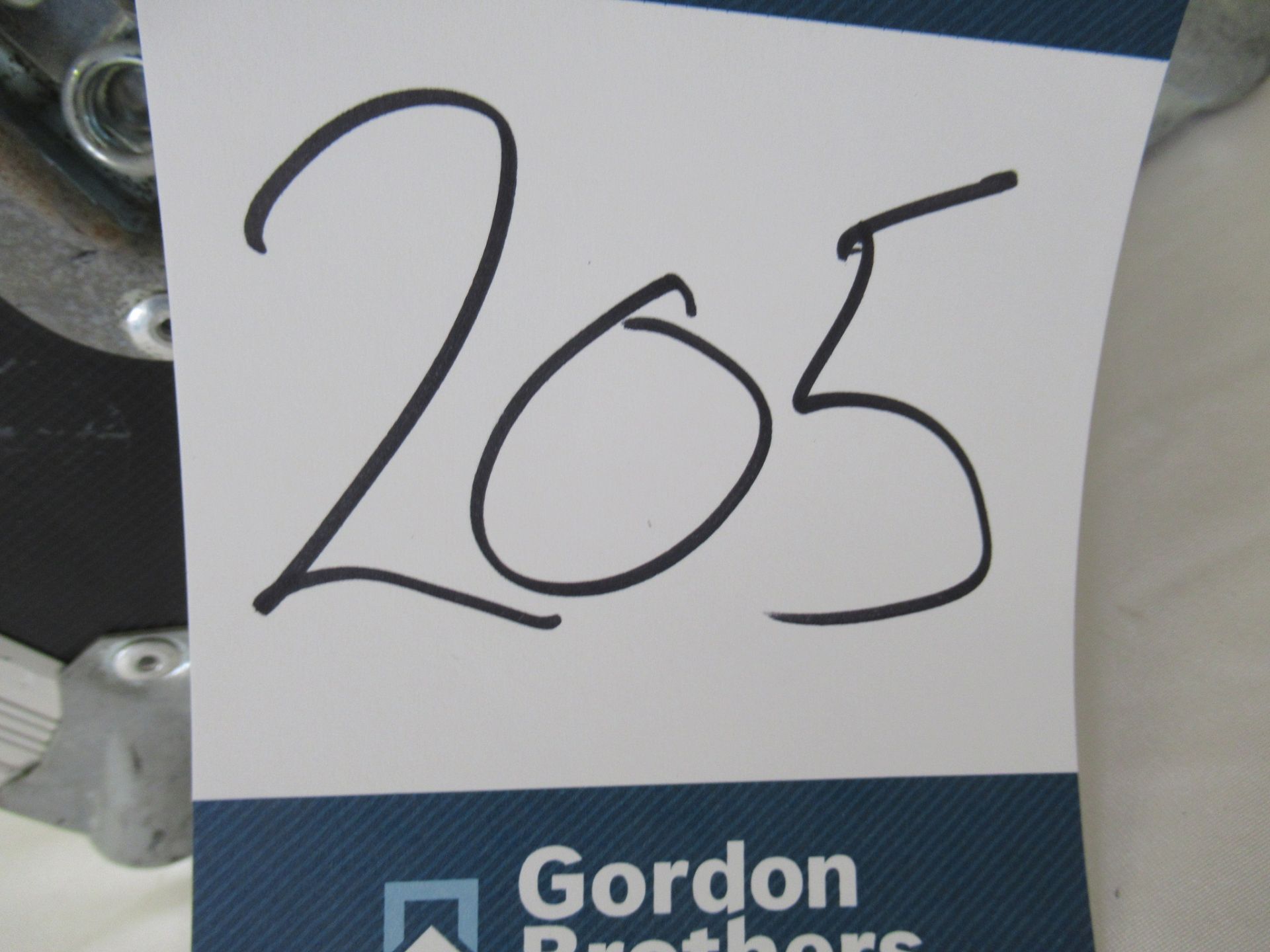 Panasonic TKGF0156-3 digital light processing projection standard zoom lens 1.7-2.4:1 - Image 11 of 11