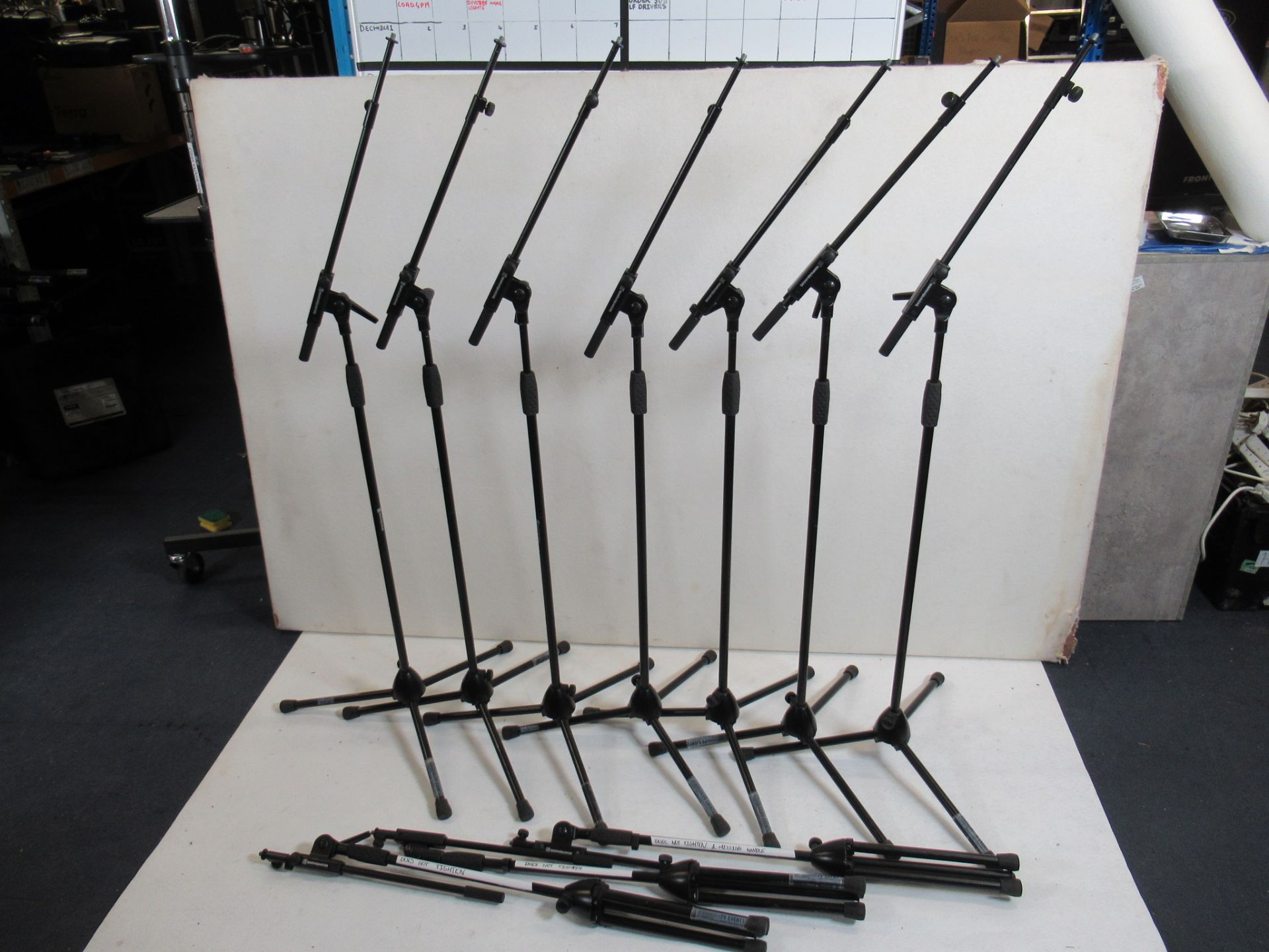 (10) Beyerdynamic telescopic boom tripod microphone stands