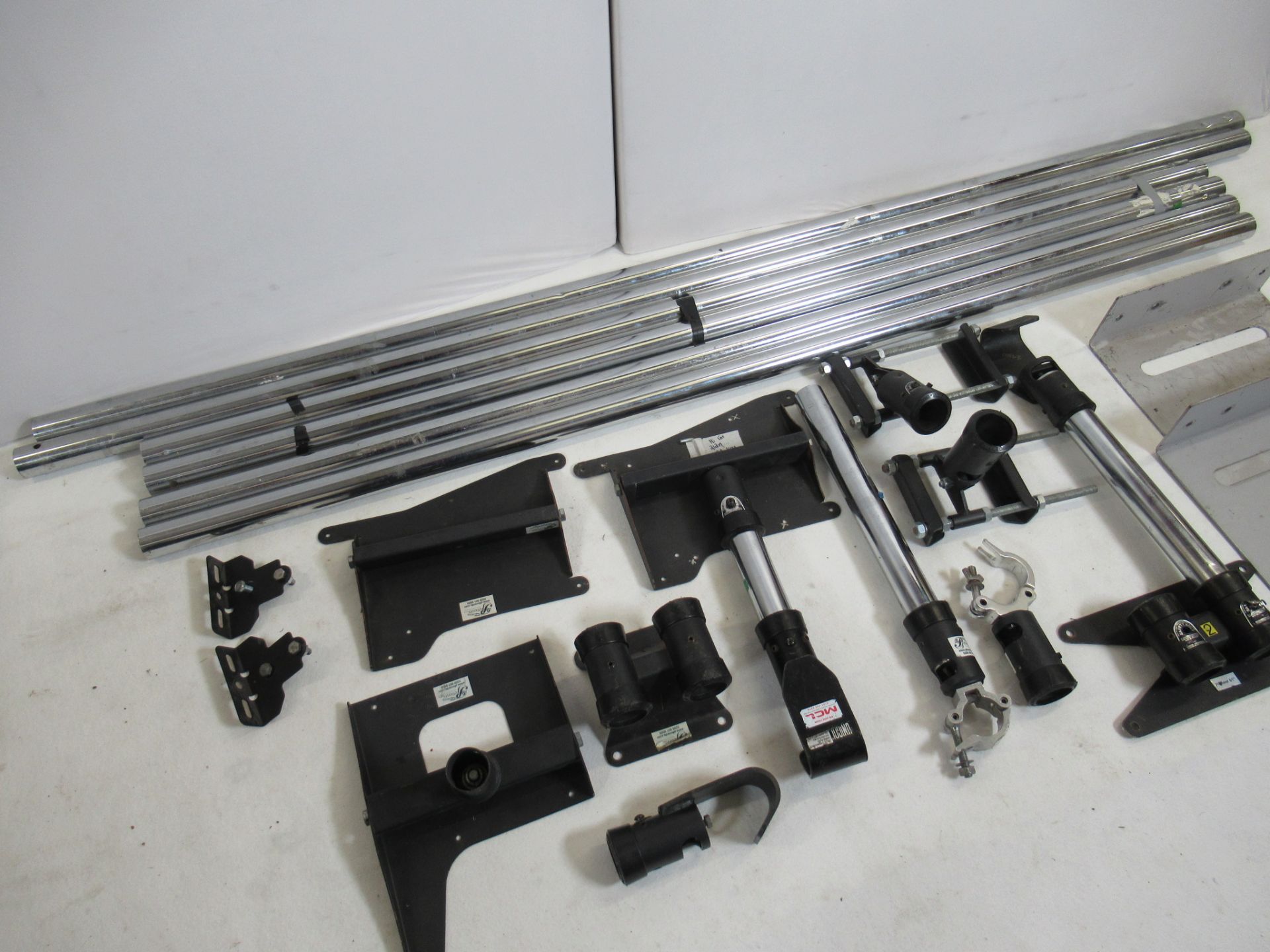 Assorted Unicol poles, projector mounts - Image 4 of 7