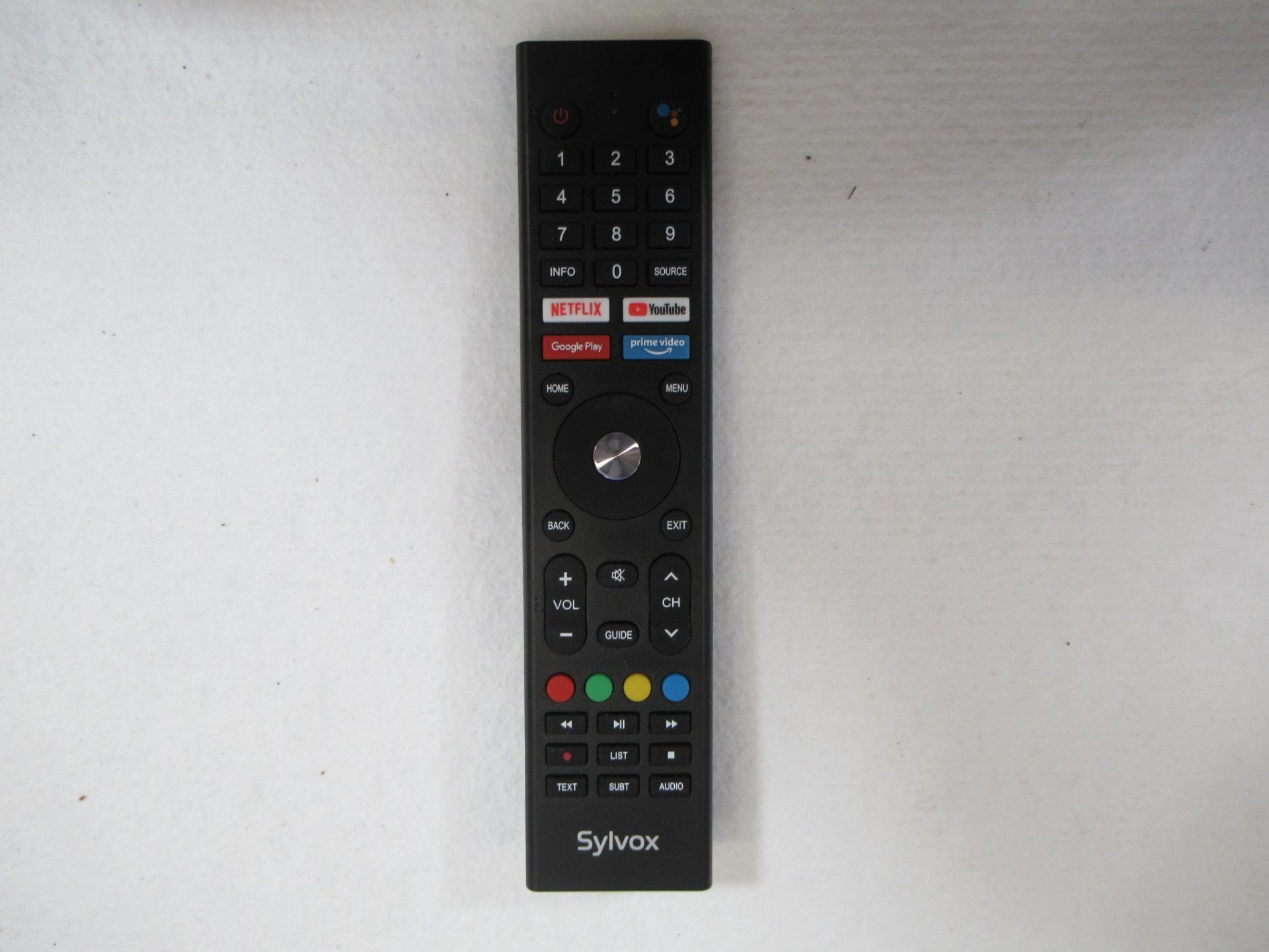 SYLVOX Full Sun Outdoor 4K UHD 55" Smart TV - Image 5 of 11