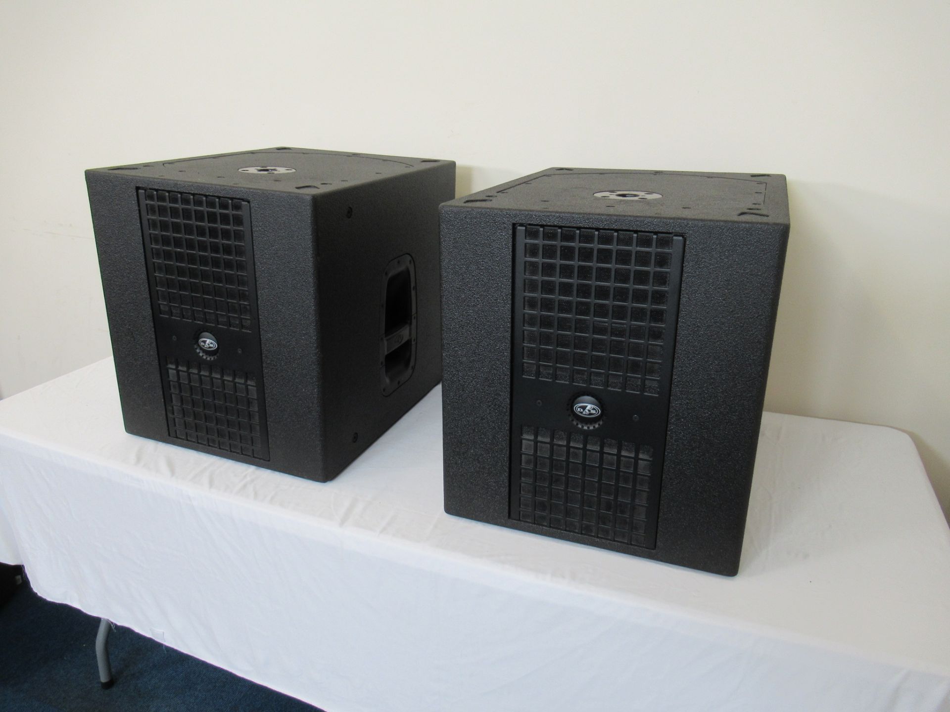 (2) DAS Audio Artec-S15 Black Subwoofers - Image 2 of 9