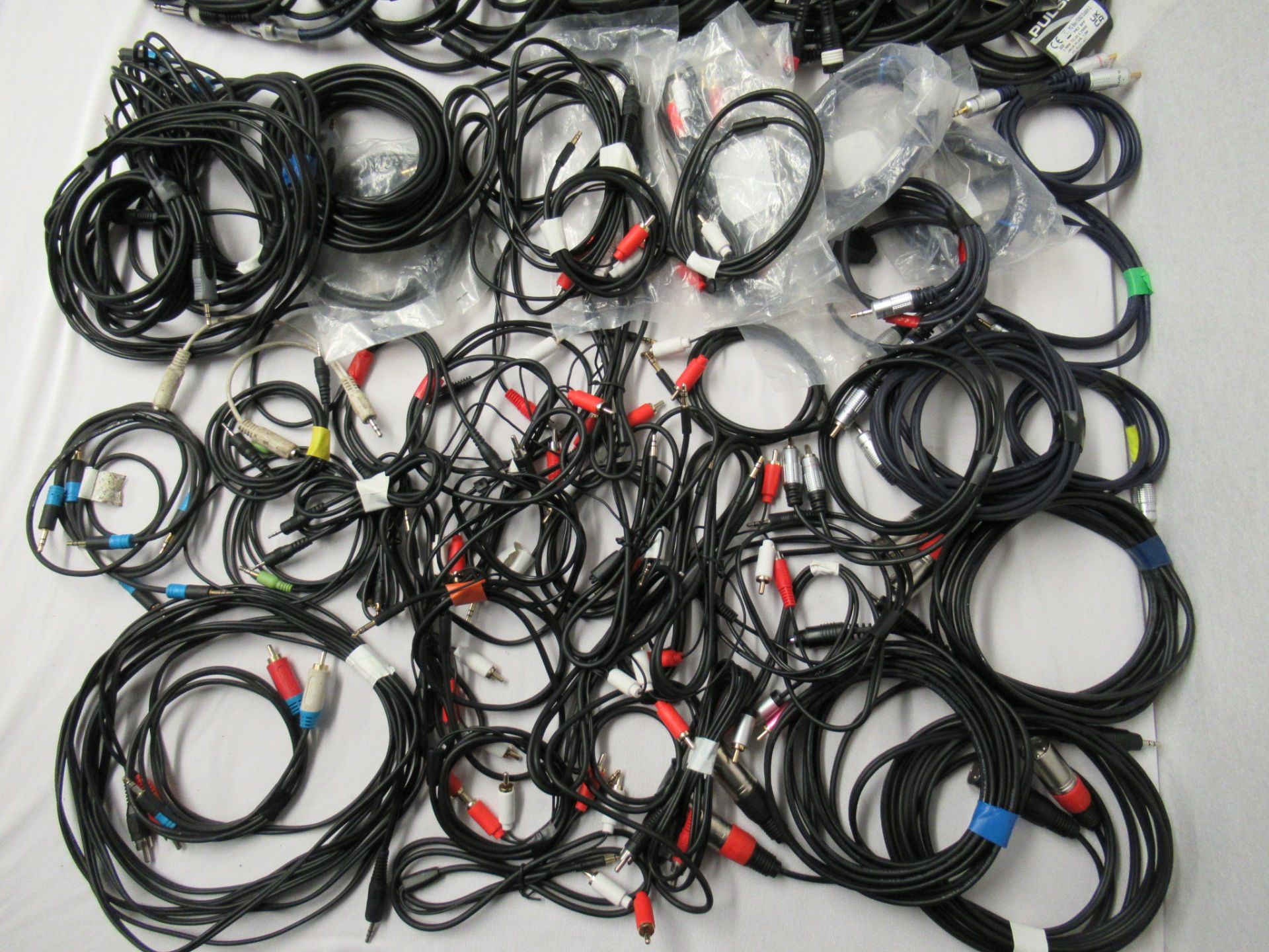 Quantity of Male Mini jack to RCA, 1/4" jack, M and F XLR and Female Mini Jack Cables - Image 6 of 9