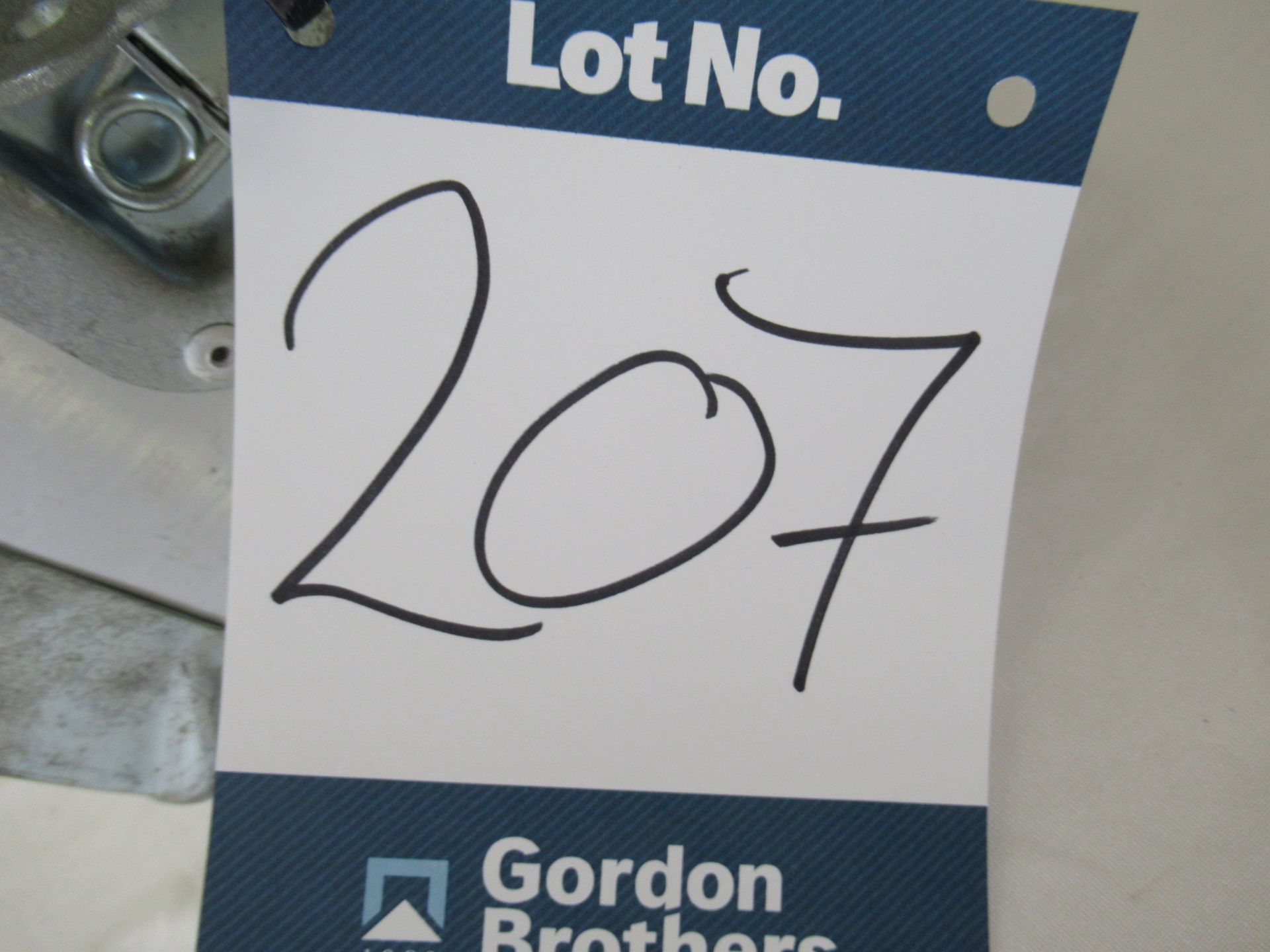 Sanyo LNS-S20 standard projection zoom lens 1.7-2.8:1 - Image 8 of 9