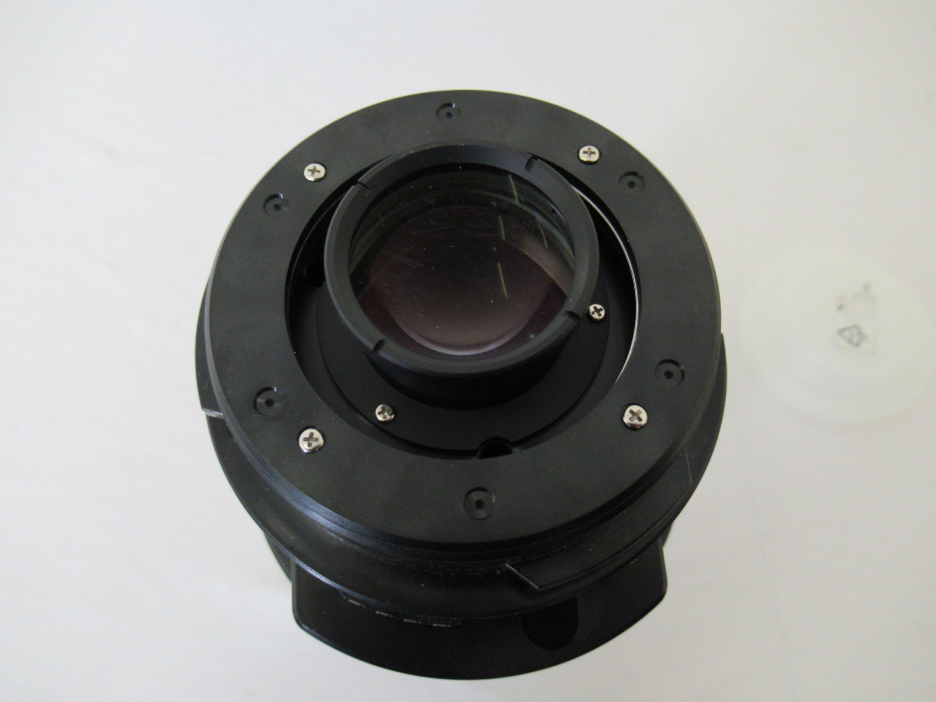 Sanyo LNS-W21 on-axis short fixed projection lens 1.3-1.9:1 - Image 6 of 10