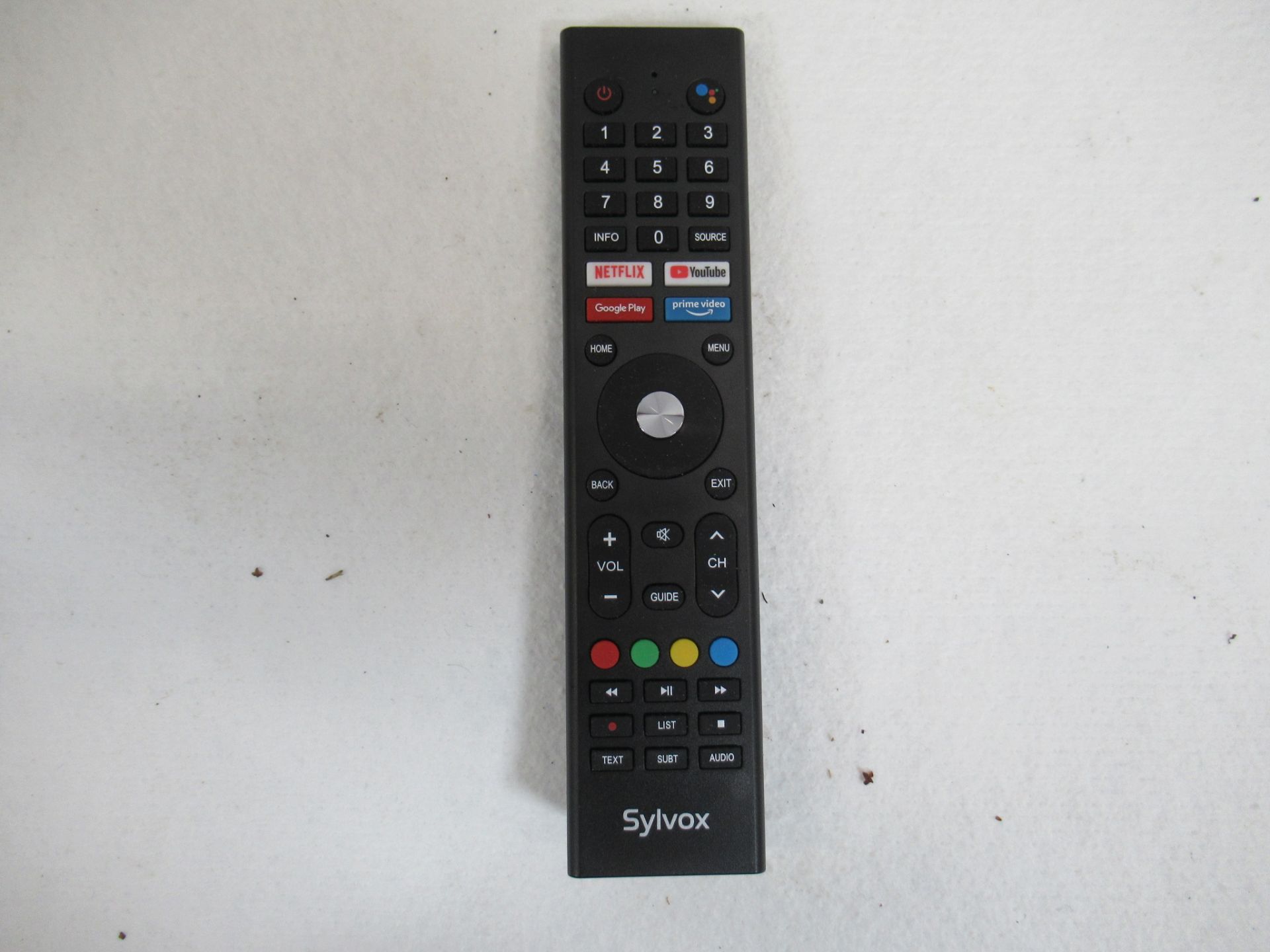 SYLVOX Partial Sun Outdoor 4K UHD 43" Smart TV - Image 3 of 9