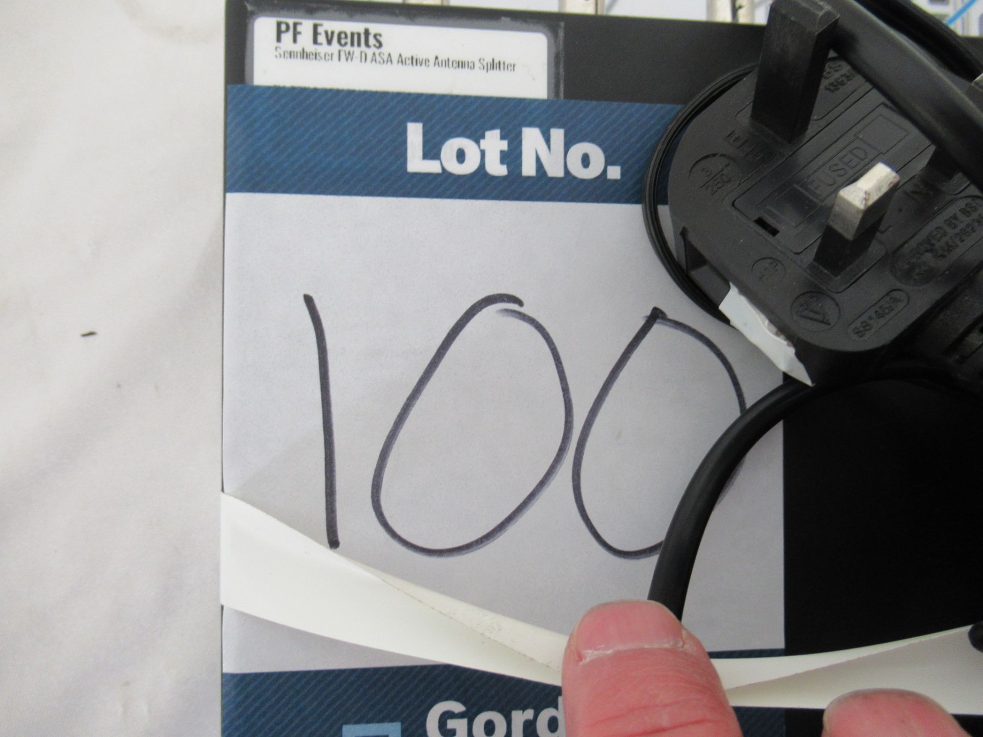 Sennheiser EW-D ASA Active Antenna Splitter - Image 6 of 6