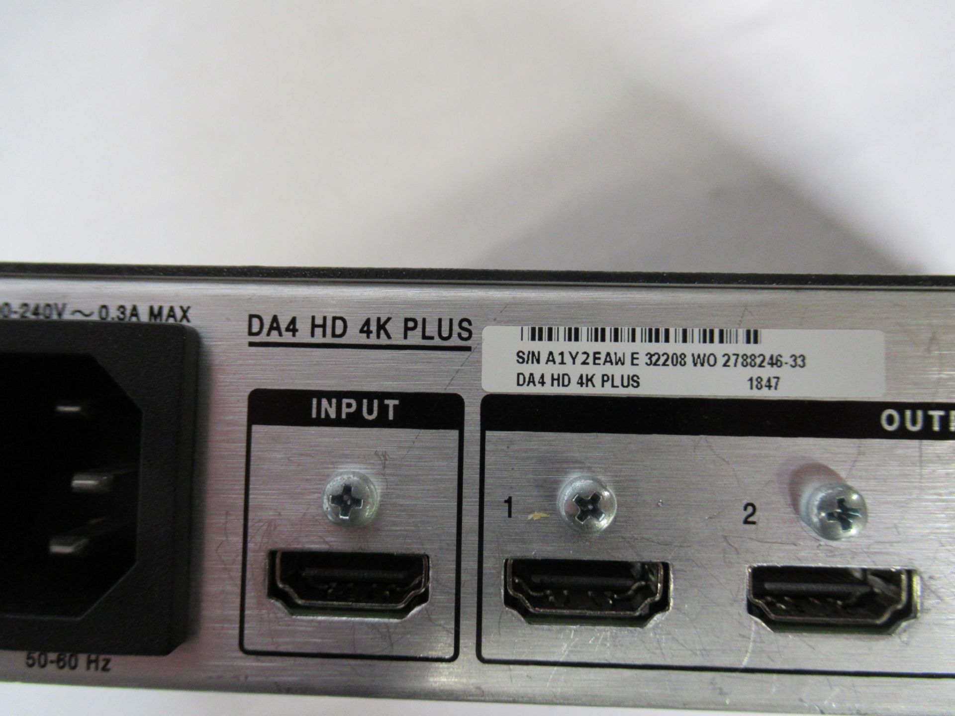 Extron DA4 HD 4K Plus 1:4 HDMI 4K distribution amplifier - Image 4 of 8