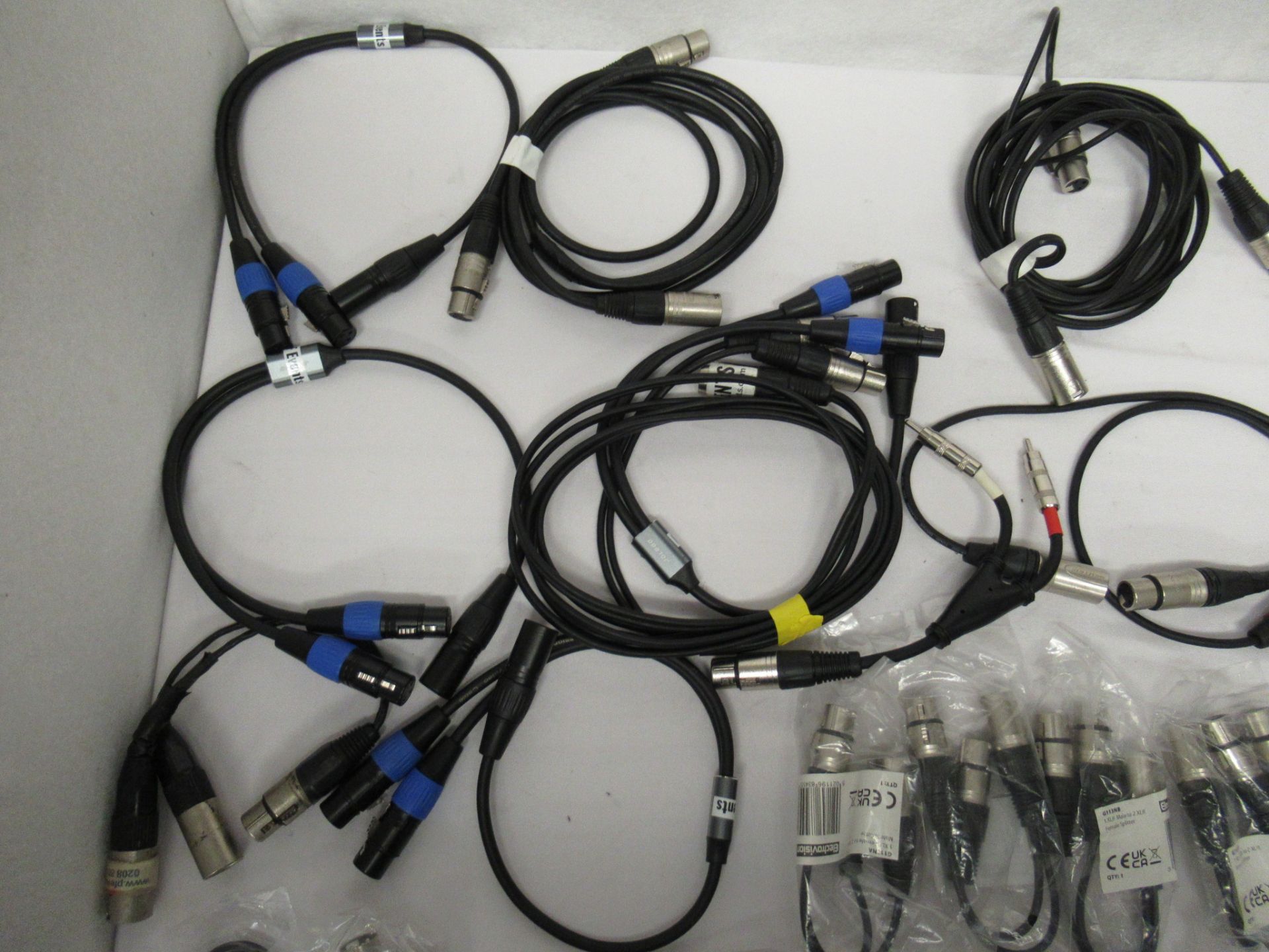 Quantity of XLR Y split cables - Image 2 of 8