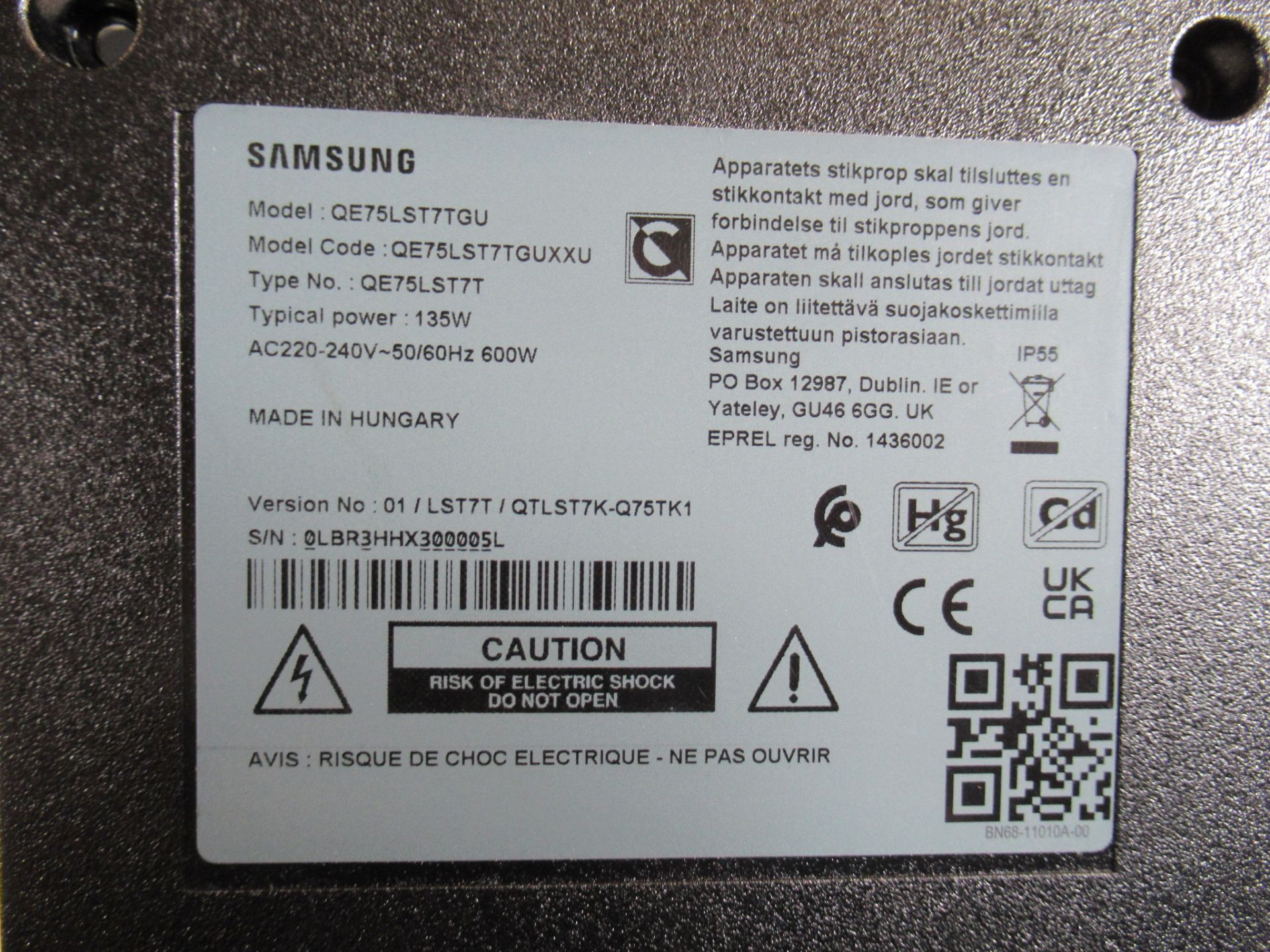 Samsung The Terrace QE75LST7D 75" Outdoor Samsung Neo QLED 4K Ultra HD HDR Smart TV - Image 9 of 16