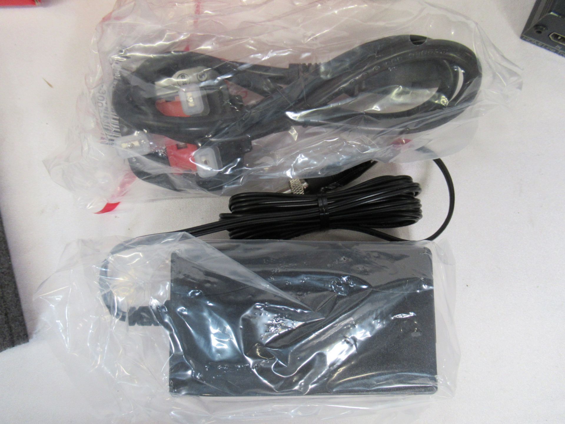 (2) Kramer PT-872XR HDMI 4K line receivers (unused) - Image 6 of 11