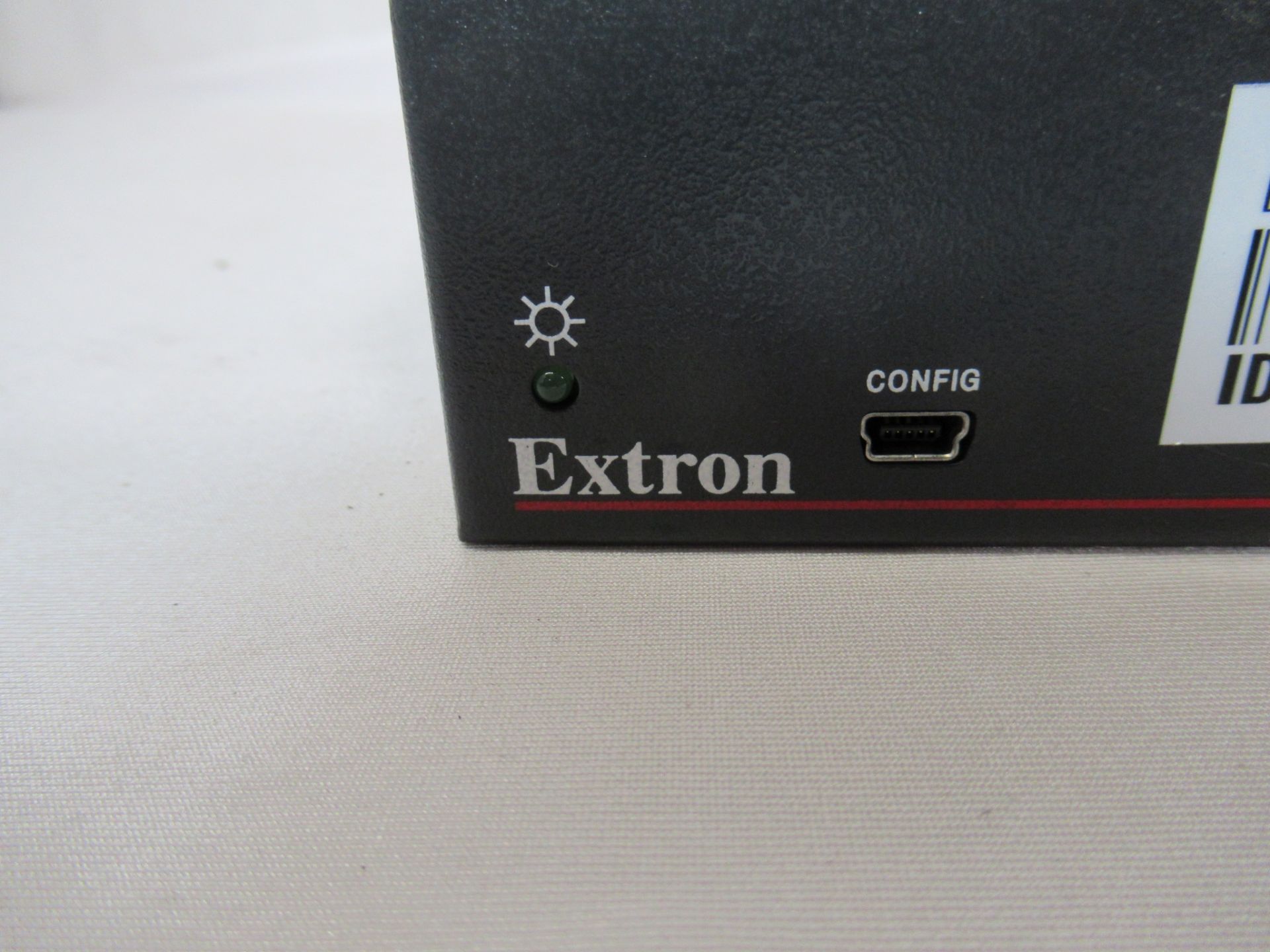 Extron DA4 HD 4K Plus 1:4 HDMI 4K distribution amplifier - Image 3 of 11