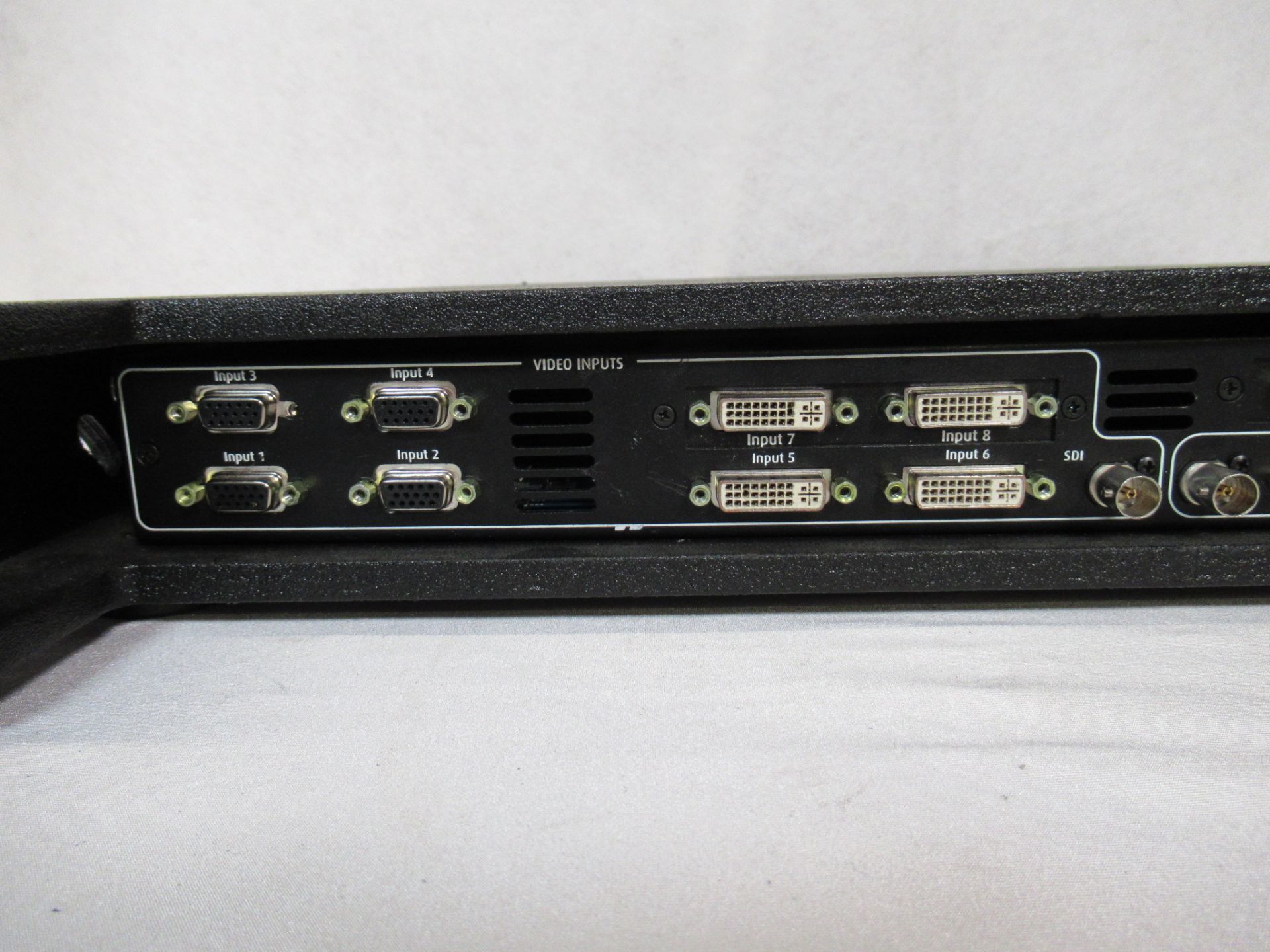 Barco PDS-902 3G DVI video switcher - Image 7 of 14