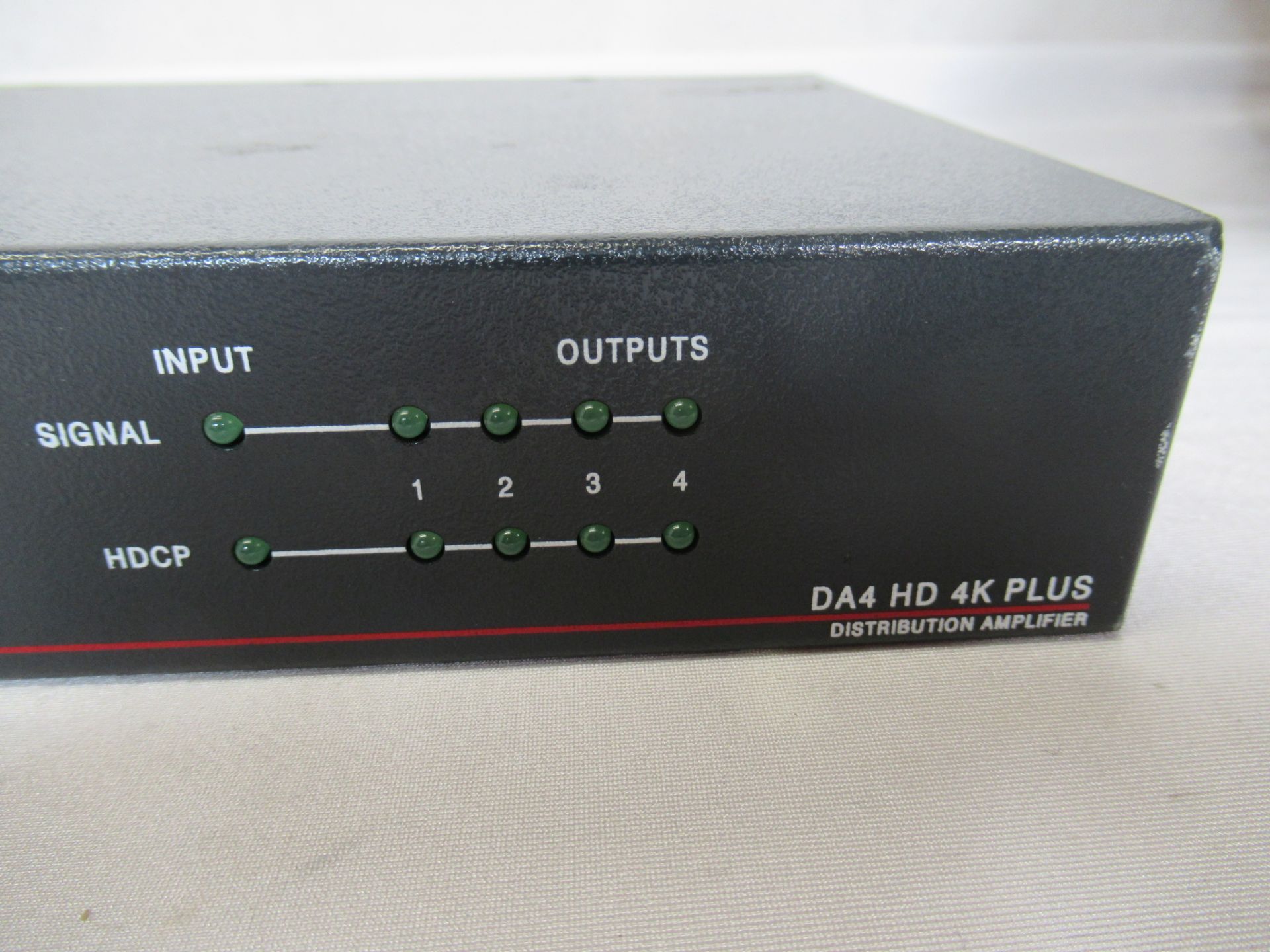 Extron DA4 HD 4K Plus 1:4 HDMI 4K distribution amplifier - Image 4 of 9