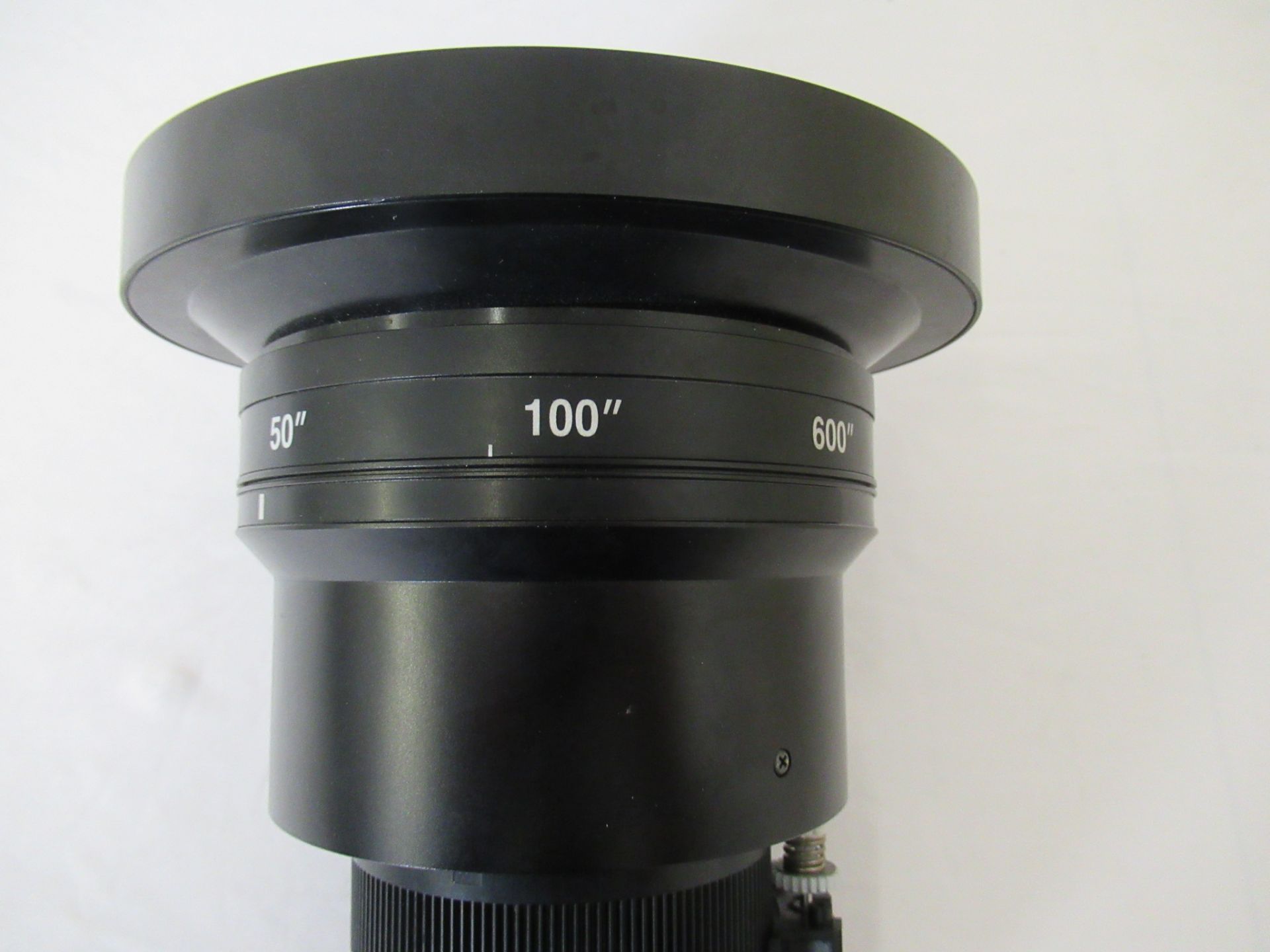 Panasonic ET-DLE085 digital light processing projection zoom lens 0.8-1.0:1 - Image 3 of 10