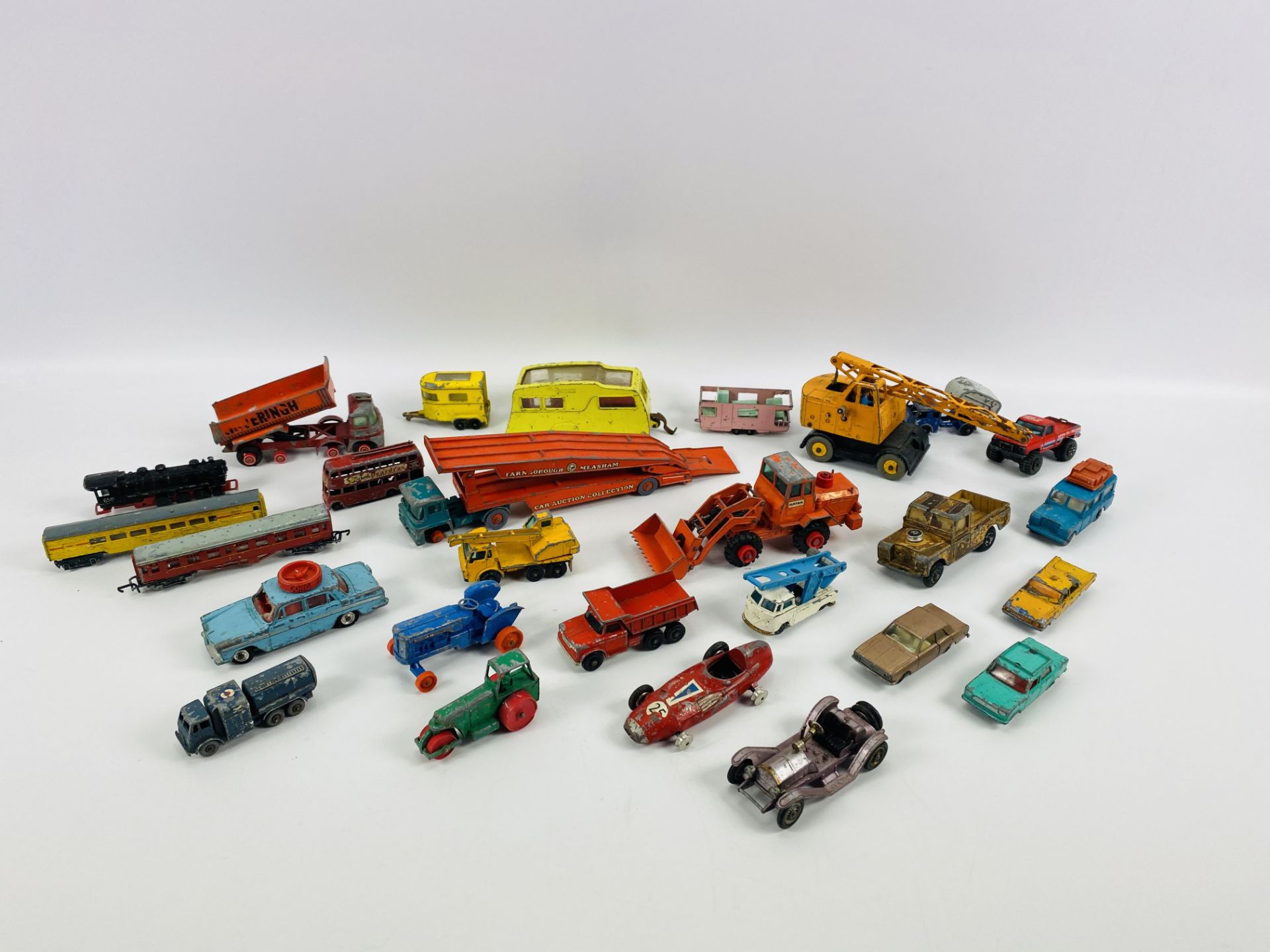 A collection of various vintage toy cars, to include Dinky, Corgi, Matchbox, etc