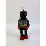 A vintage mid century KO (Yoshiya) Japanese tinplate wind up robot (wind up walking condition)