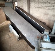 1 x Sheep Restraint Handling Belt Convey Machine - Dimensions: Conveyor Length: 305 cms