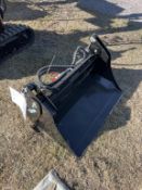 NEW FUTURE 39 INCH 4 IN 1 BUCKET