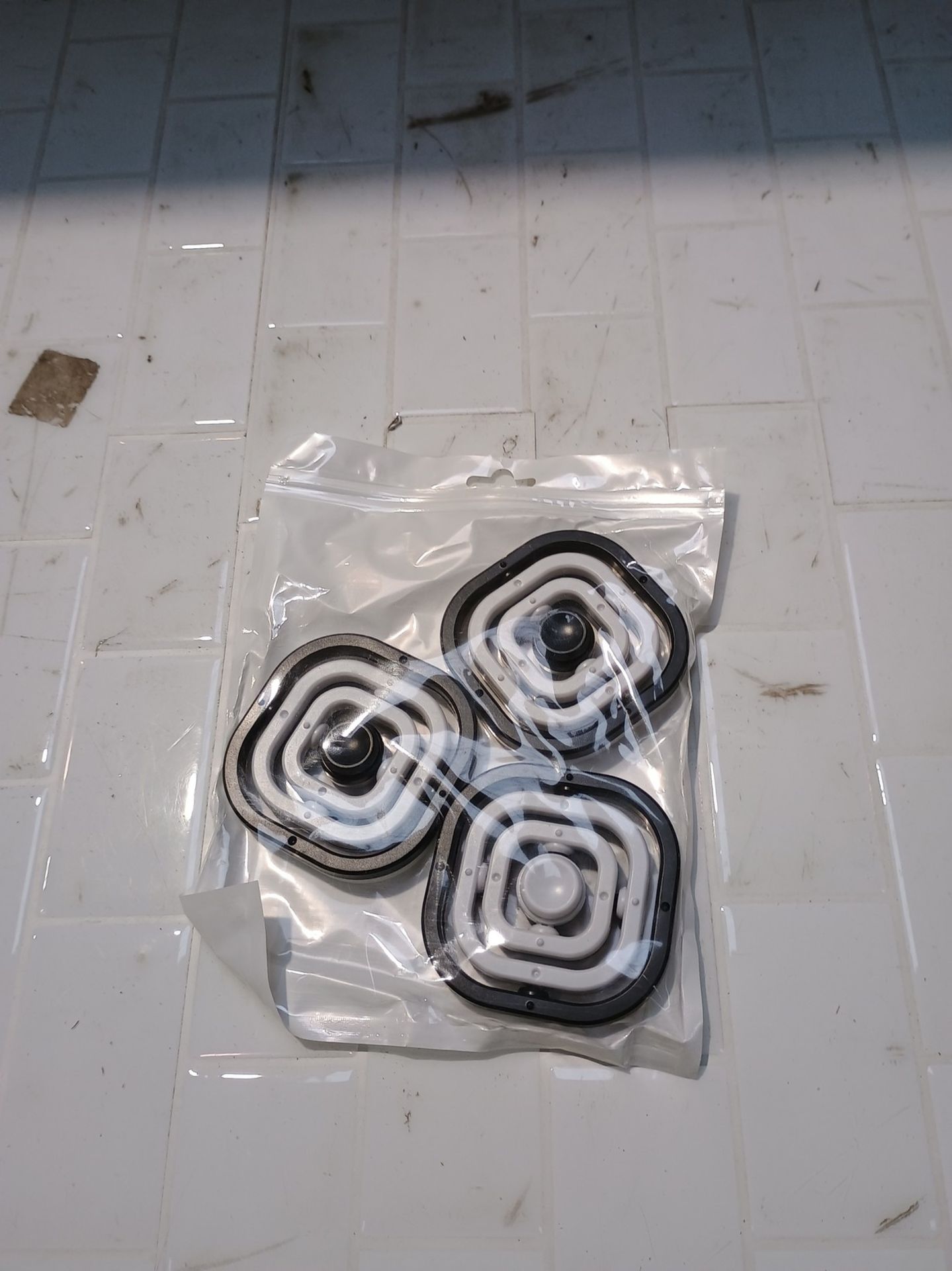 RRP £27.06 Total, Lot Consisting of 6 Items - See Description. - Image 2 of 2