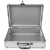 RRP £30.61 Ipetboom Aluminum Briefcase