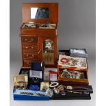 Large collection of costume jewellery to include necklaces, bracelets, rings, brooches, costume