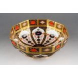 A Royal Crown Derby Imari 1128 pattern octagonal bowl, 2nd quality, red backstamp, 21cm wide x 8cm