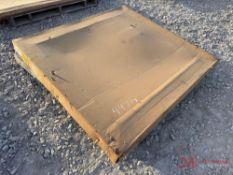 TRACTOR/EQUIPMENT GLASS