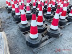 (25) SAFETY CONES