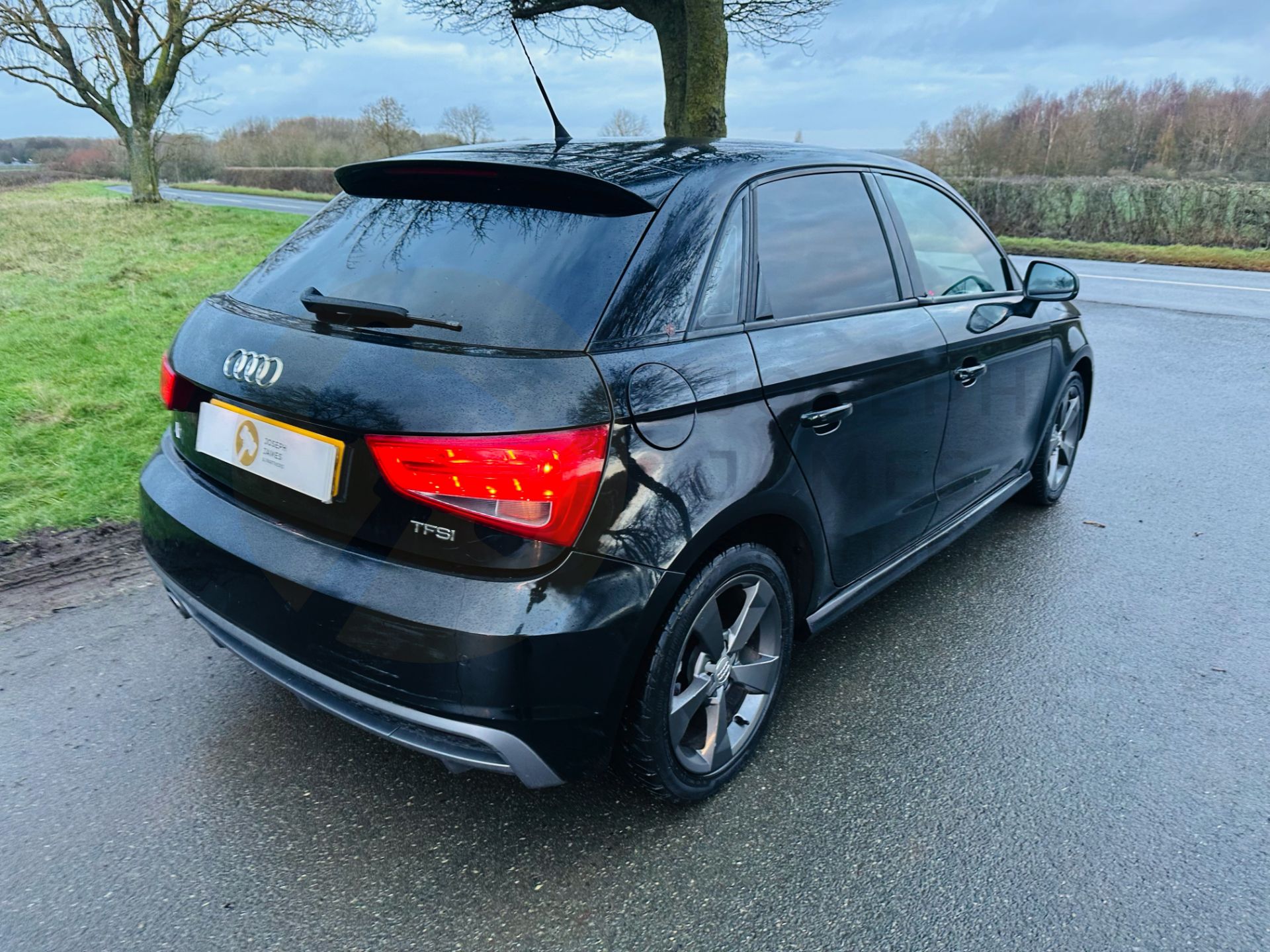 AUDI A1 TFSI *SPORT EDITION* 16 REG - START / STOP - HATCHBACK - ULEZ COMPLAINT - NO VAT!!! - Image 9 of 28