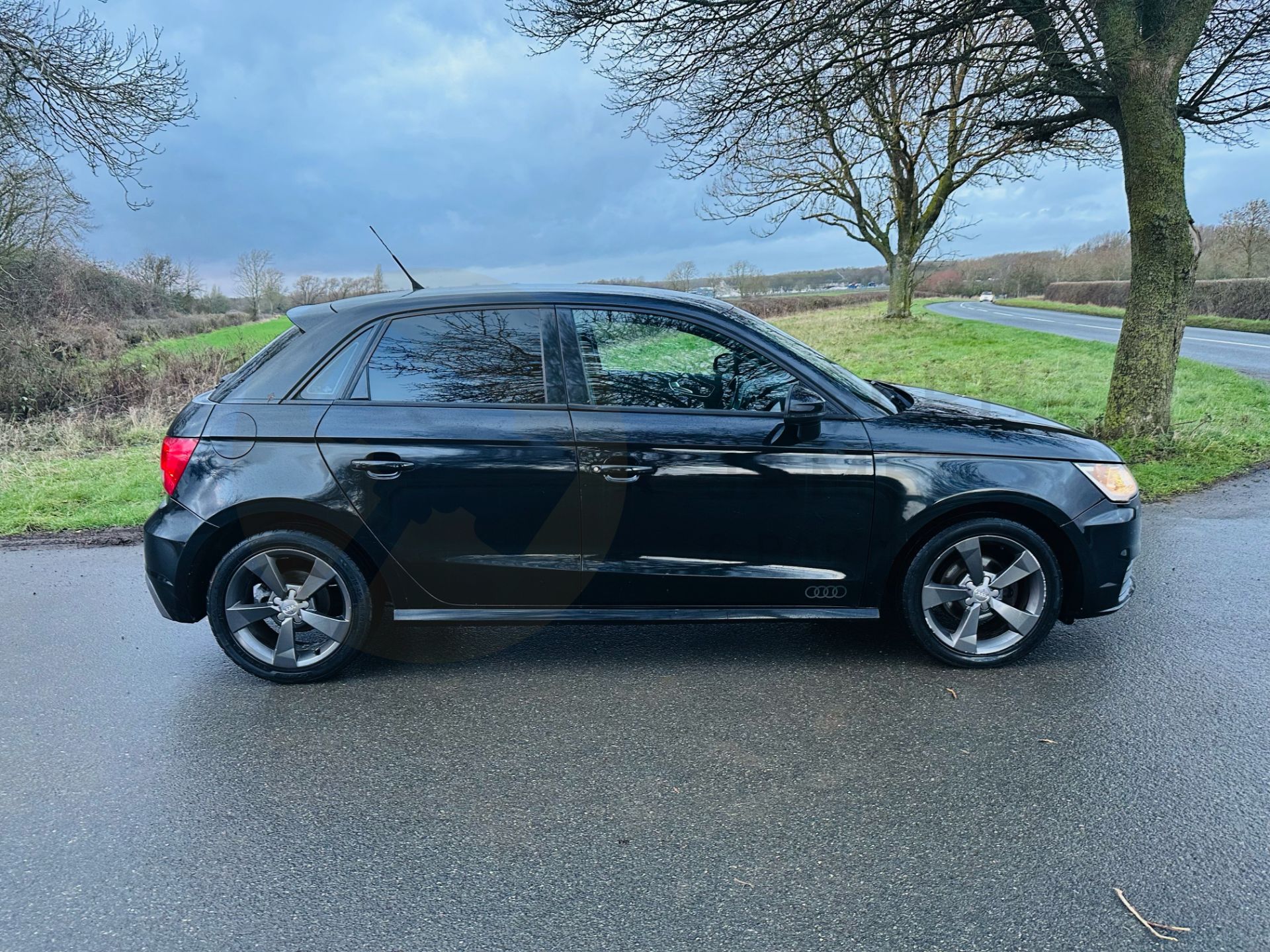 AUDI A1 TFSI *SPORT EDITION* 16 REG - START / STOP - HATCHBACK - ULEZ COMPLAINT - NO VAT!!! - Image 10 of 28