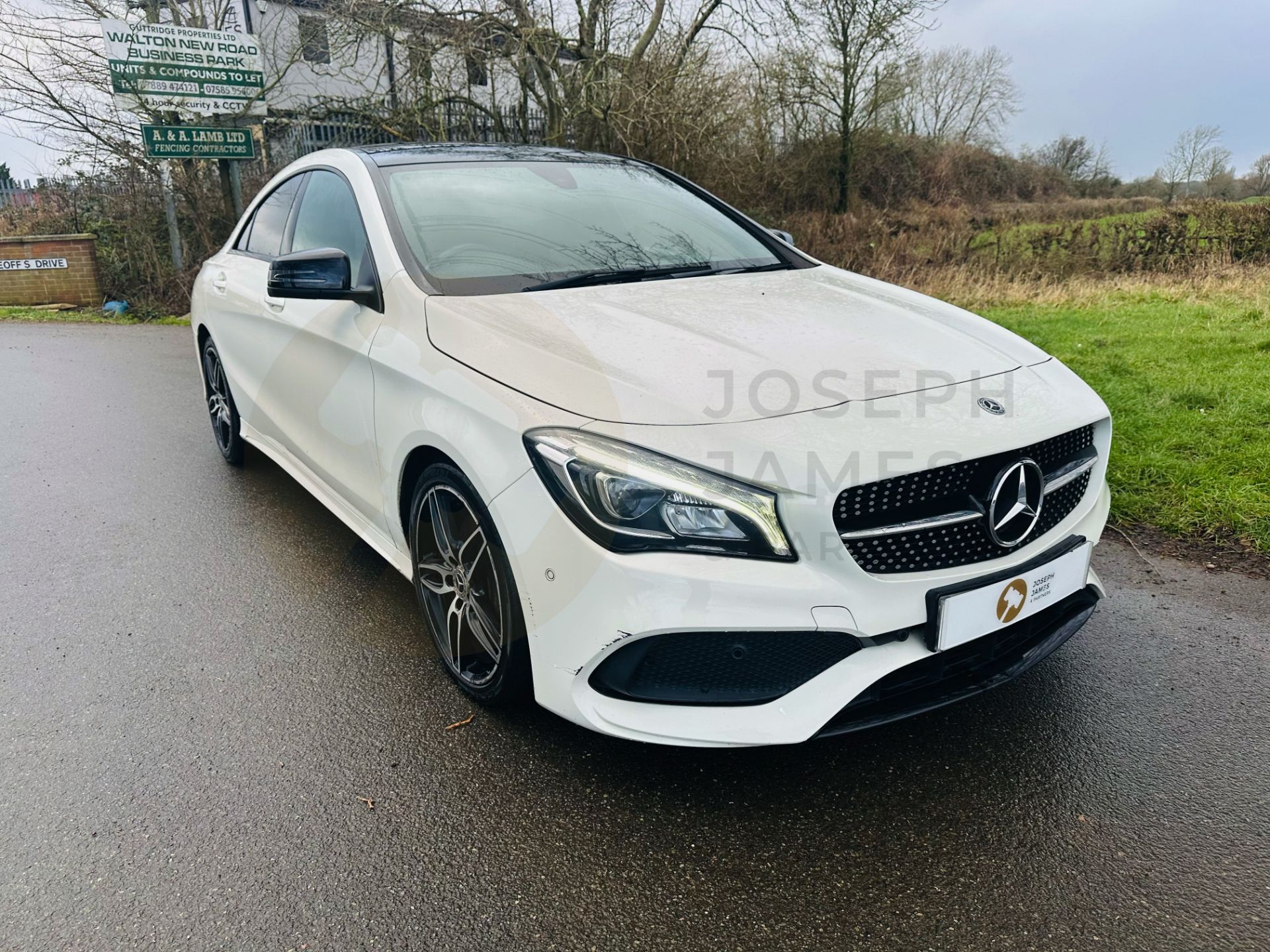 MERCEDES-BENZ CLA 220d *AMG-LINE EDITION* 7G-AUTO - 18 REG - AIR CON - 1 OWNER - PAN ROOF - EURO 6! - Image 2 of 31