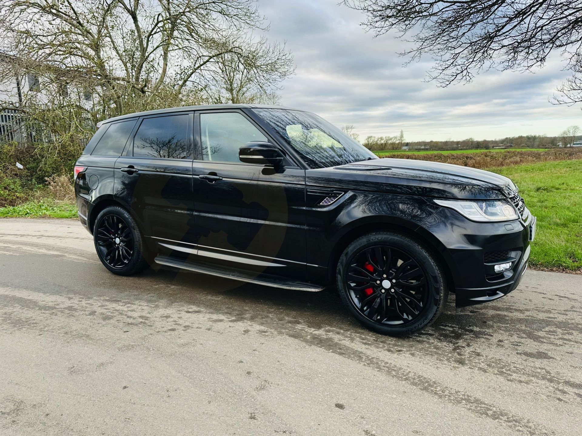 (On Sale) RANGE ROVER SPORT *AUTOBIOGRAPHY DYNAMIC* SUV (65 REG - EURO 6) 4.4 SDV8 - AUTOMATIC