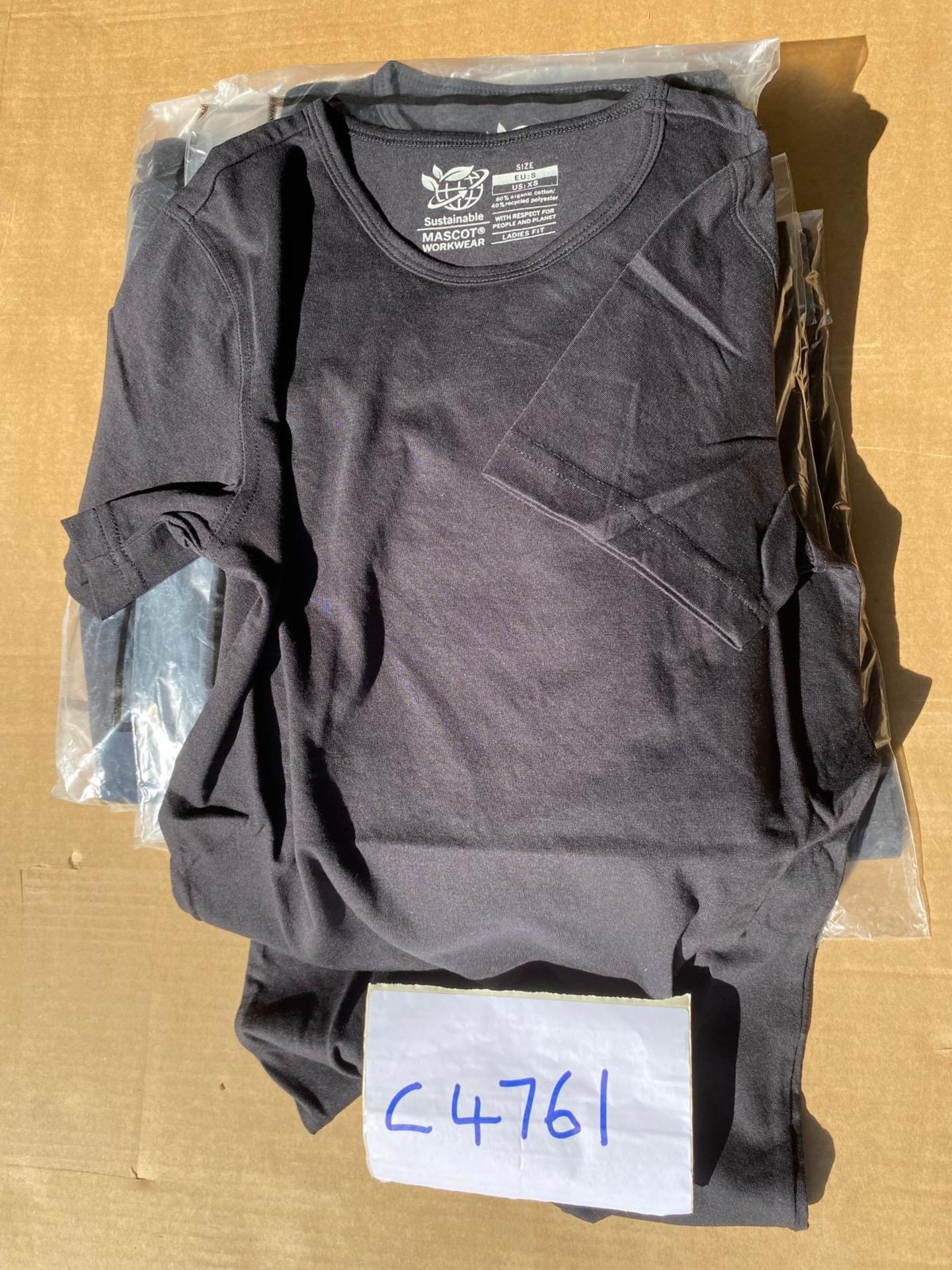 18 X MASCOT CORPORATE BLACK LADIES FIT EU SIZE M 35.5" TEE SHIRTS