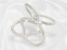 Ring: neuwertiger, weißgoldener Designer-Goldschmiedering mit Brillantbesatz, 18K Weißgold