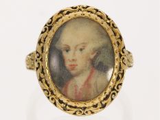 Ring: antiker und sehr seltener Goldschmiedering mit Portrait-Miniatur, hochwertige Handarbeit